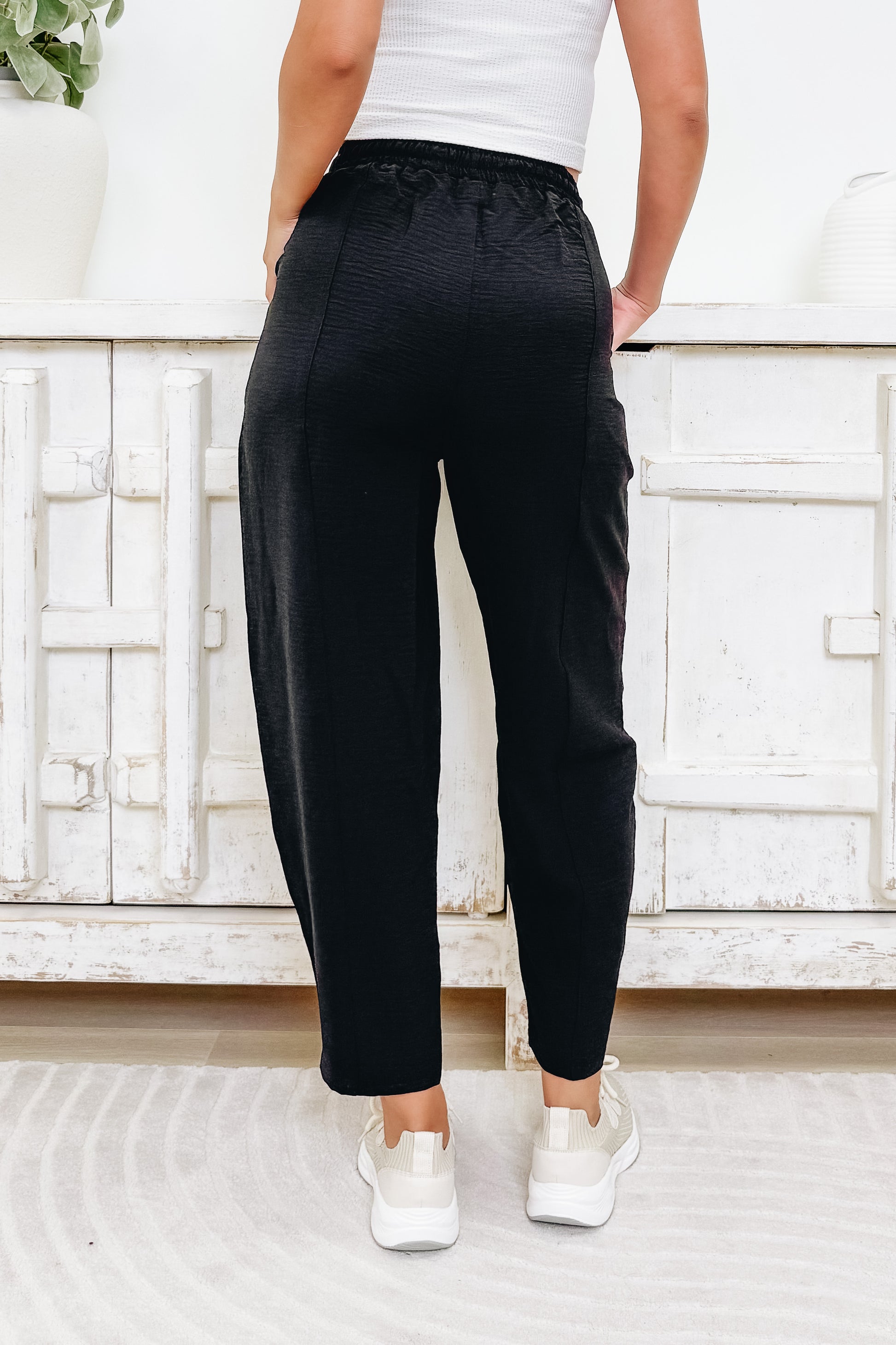 Draw The Line Pants - Black