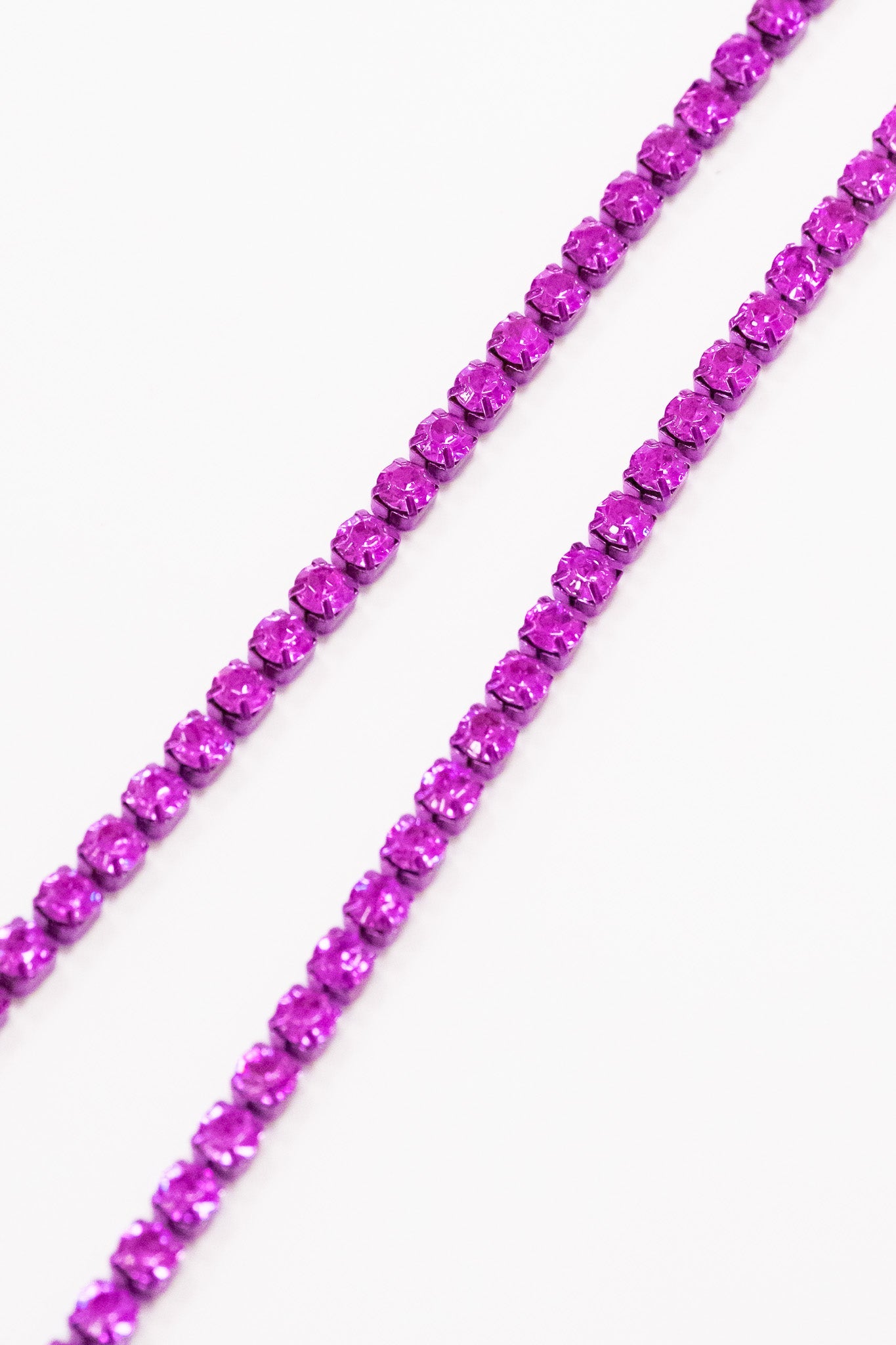 Ava Necklace Medium - Liquid Metallic Magenta Muse