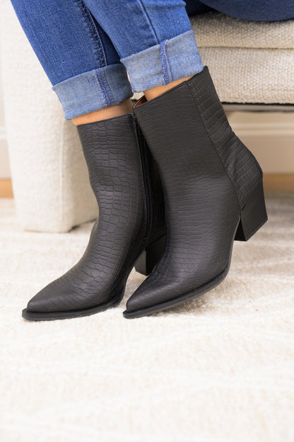 Oasis Society The Miley Booties - Black