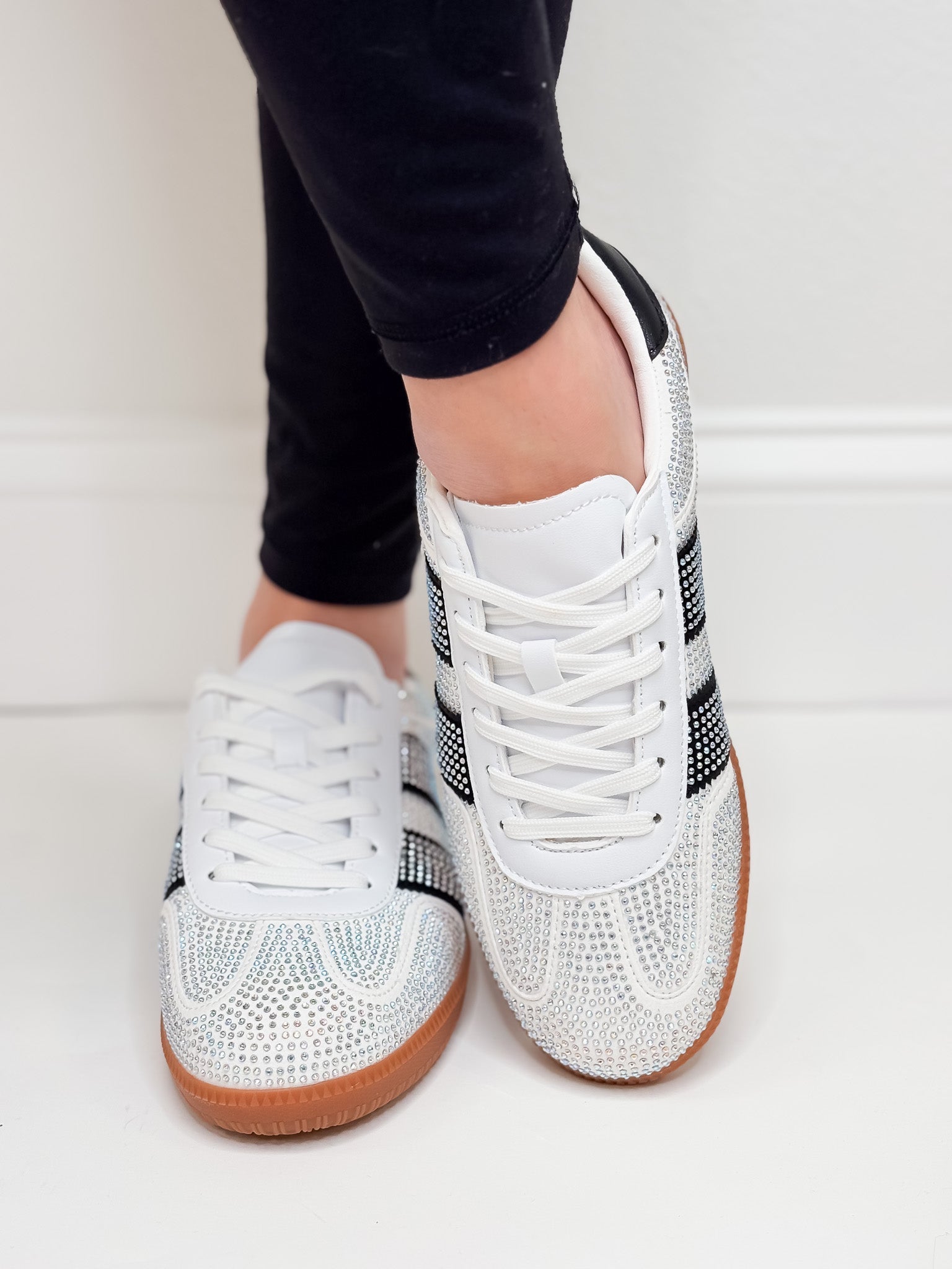 The Lennon Sneakers - White Combo