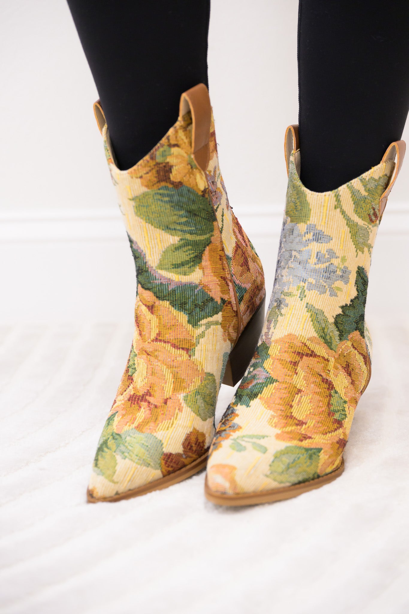 Oasis Society The Kaiya Boots - Floral