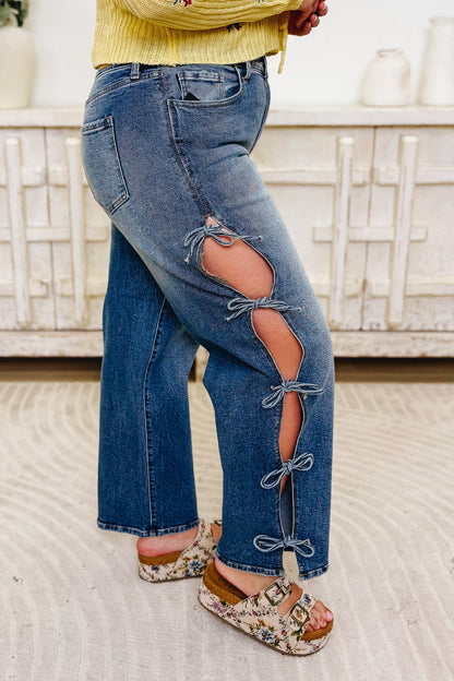 Bows Before Bros By Cello - Mid Rise Baggy Dad Jeans - Medium