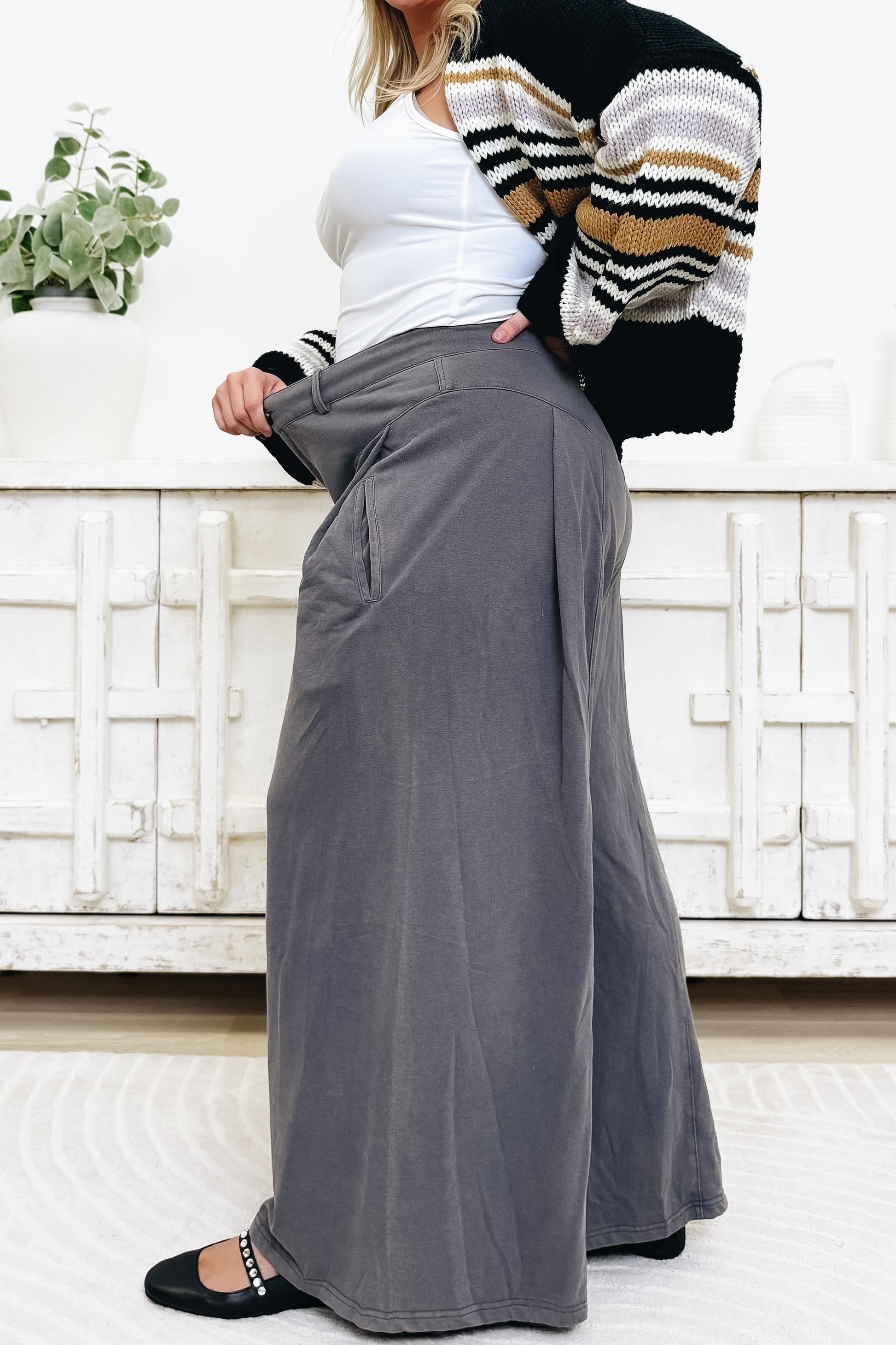 Hard Not To Love Pants - 2 Colors!