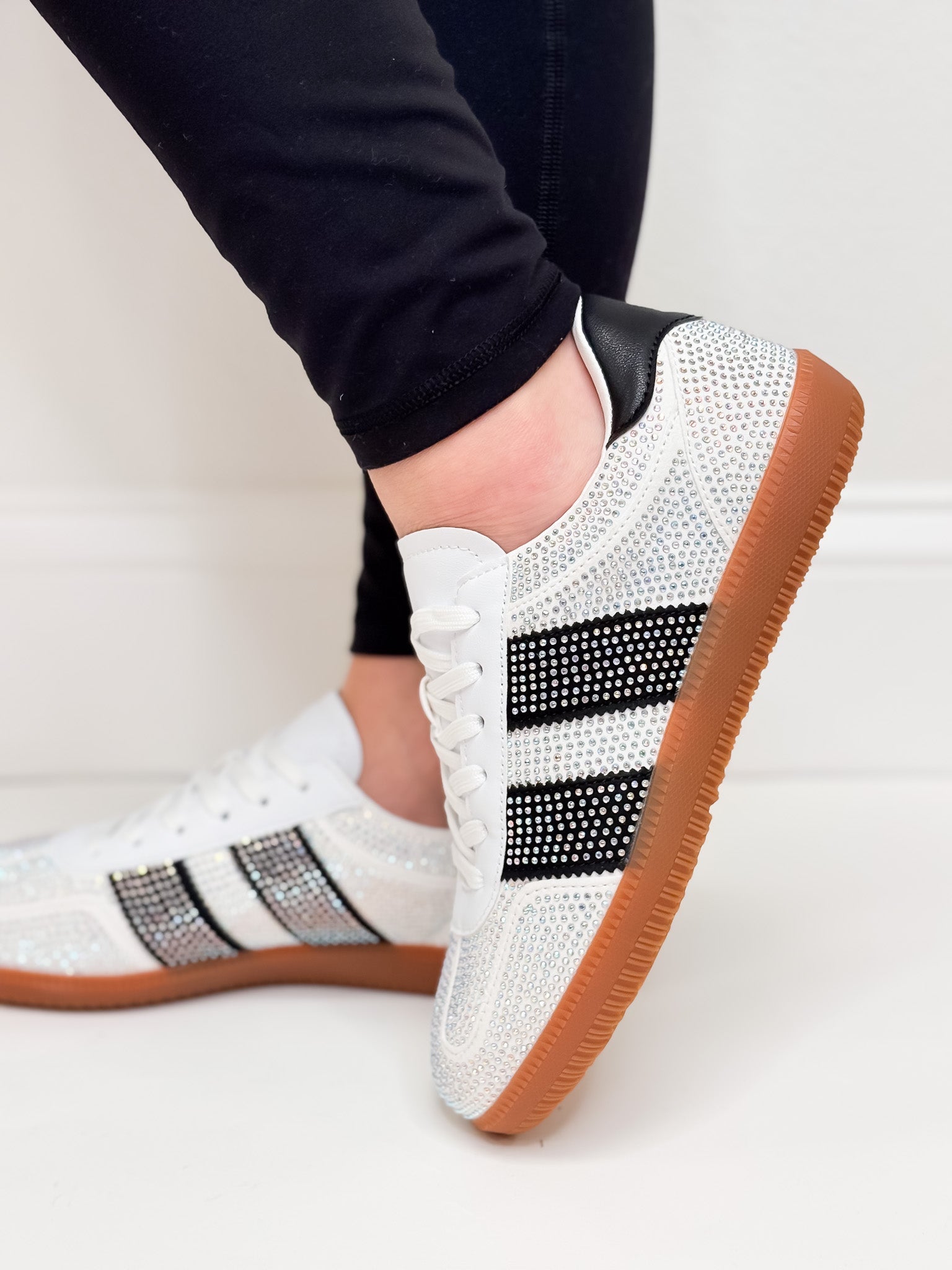 The Lennon Sneakers - White Combo