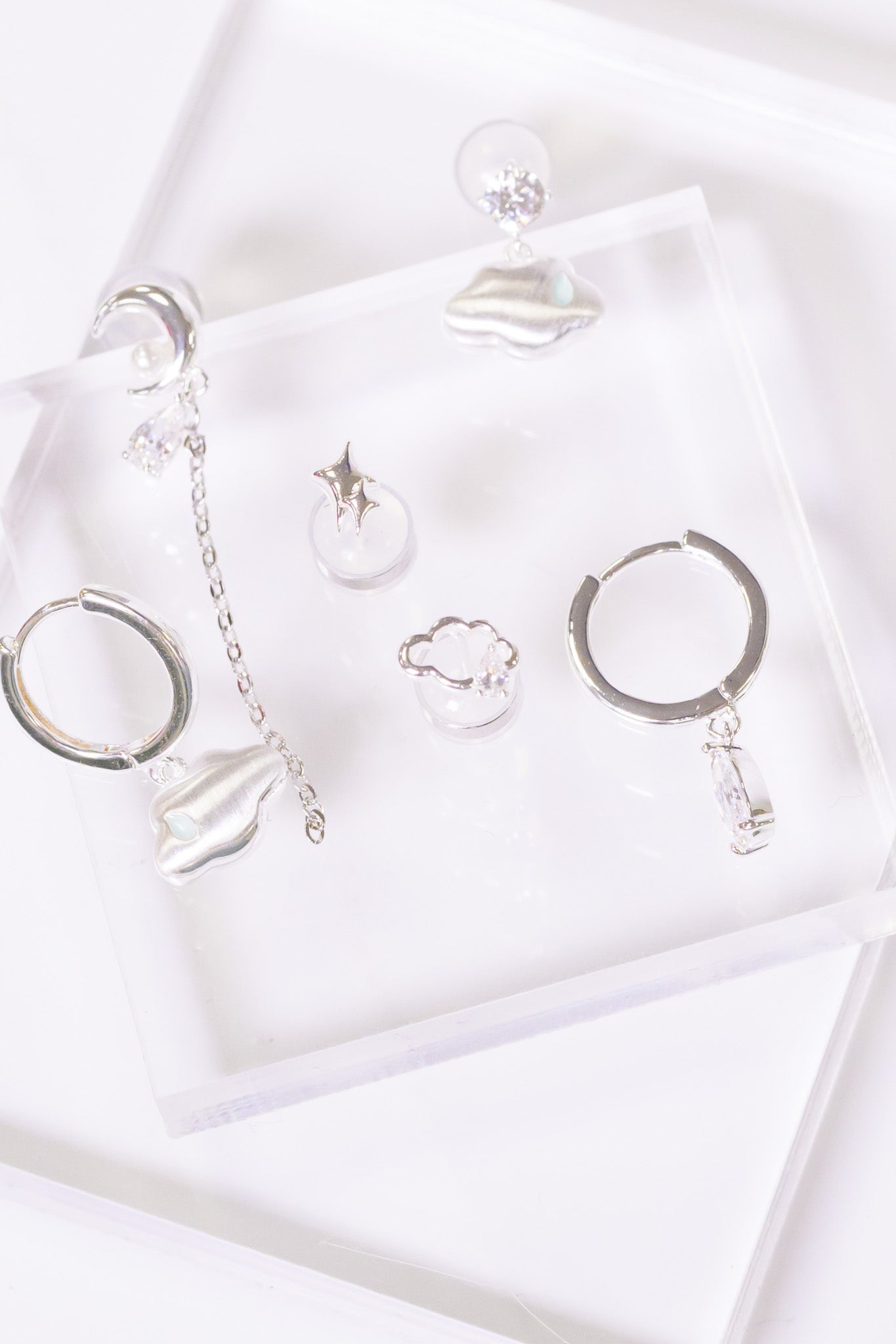 In The Clouds Earring Set - Pearl White