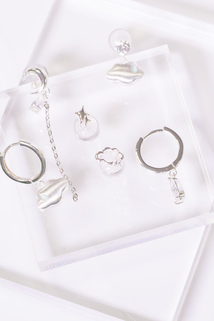 In The Clouds Earring Set - Pearl White