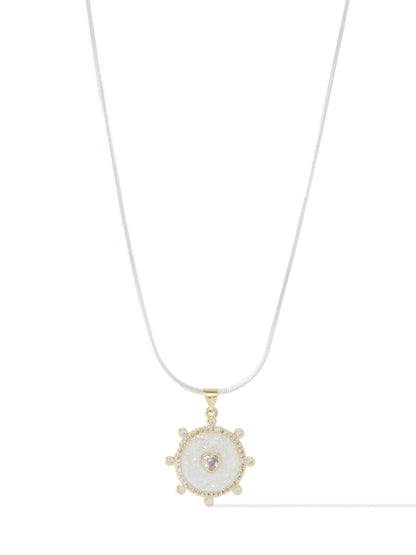 Mystic Love Necklace - Metallic Pearl White