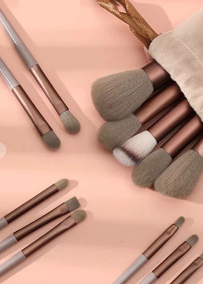 13 pc Make Up Brush Set With Storage Bag - 5 Colors!