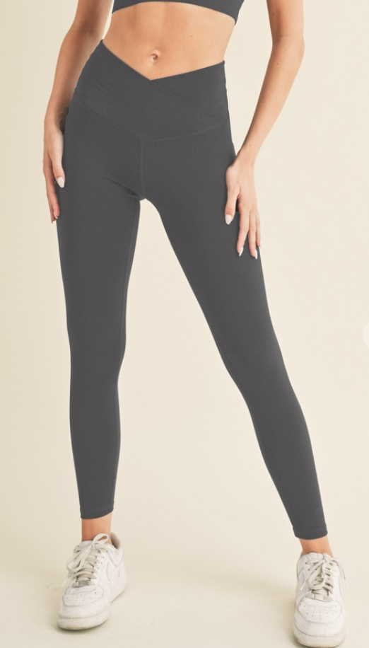 Seize The Day Crossover Leggings - 4 Colors!