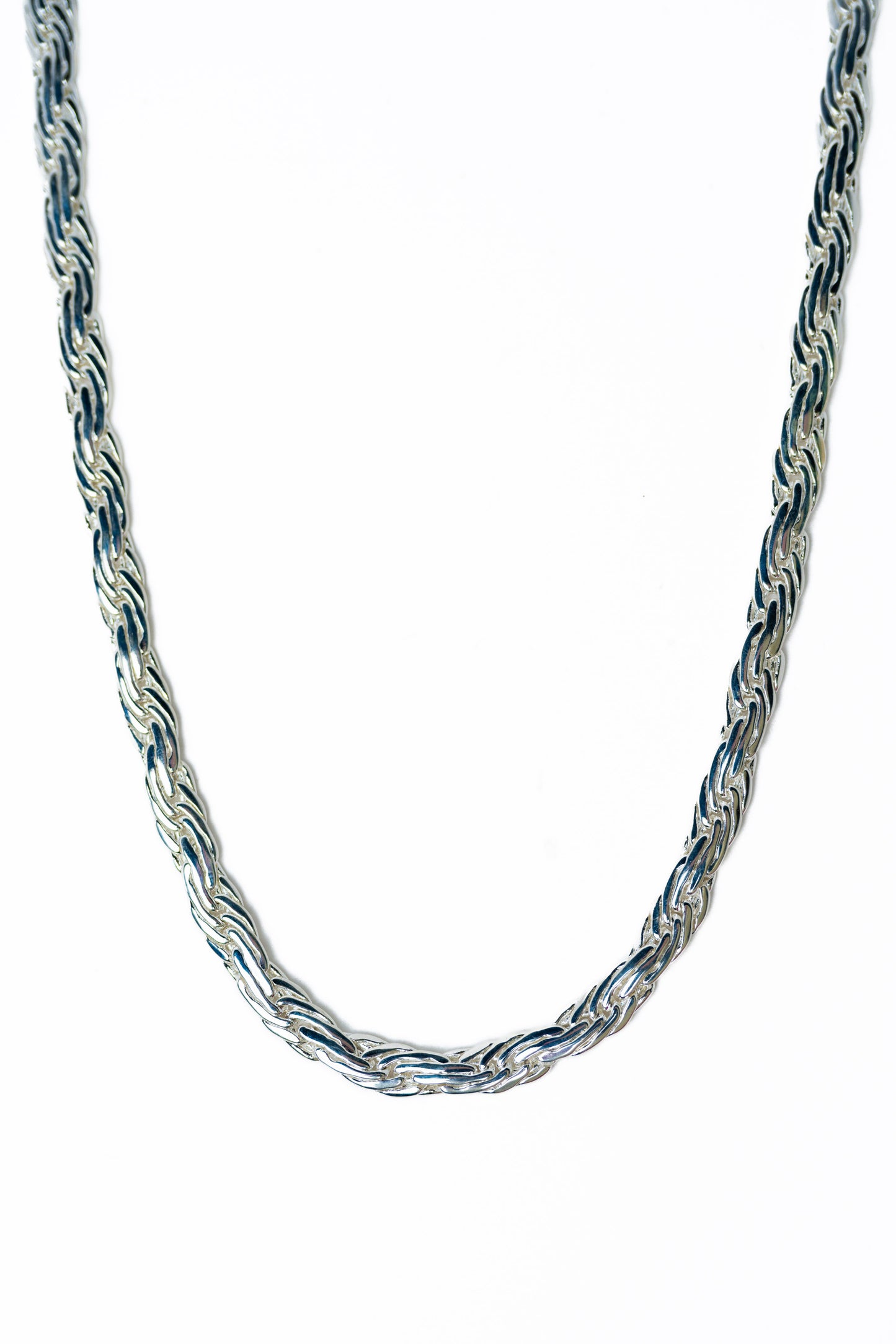 Bailamos Necklace - Liquid Metallic Pearl White