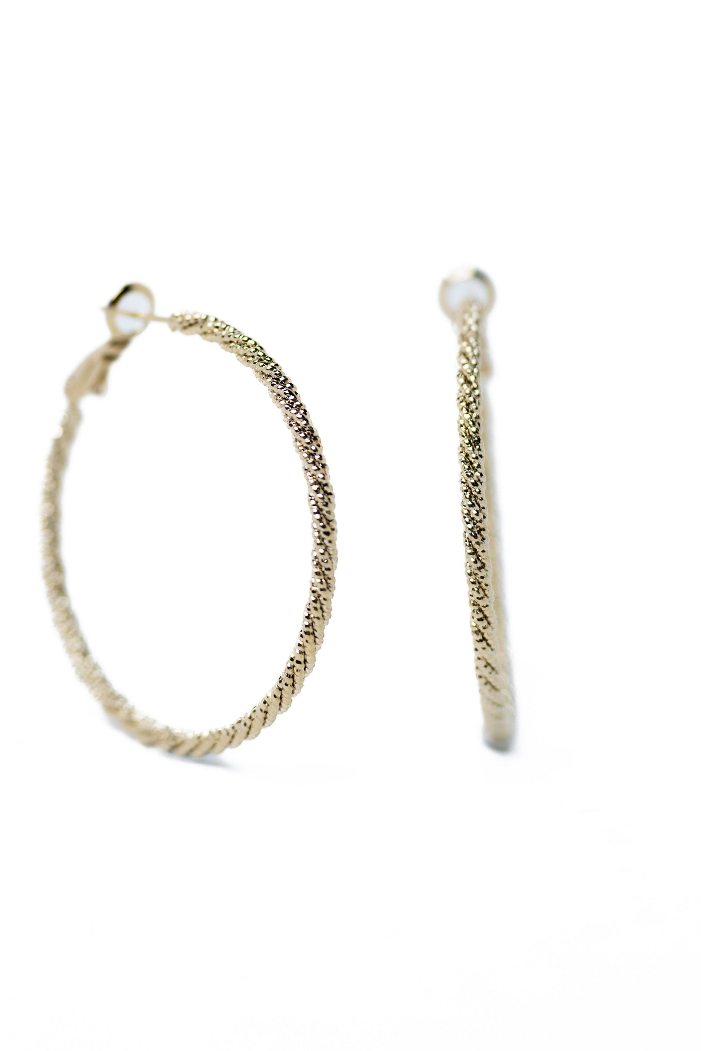 Breezy Gleam Earrings - Metallic Linen