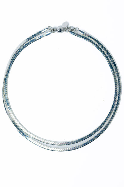 Don't Stop Me Now Necklace - Liquid Metallic Pearl White