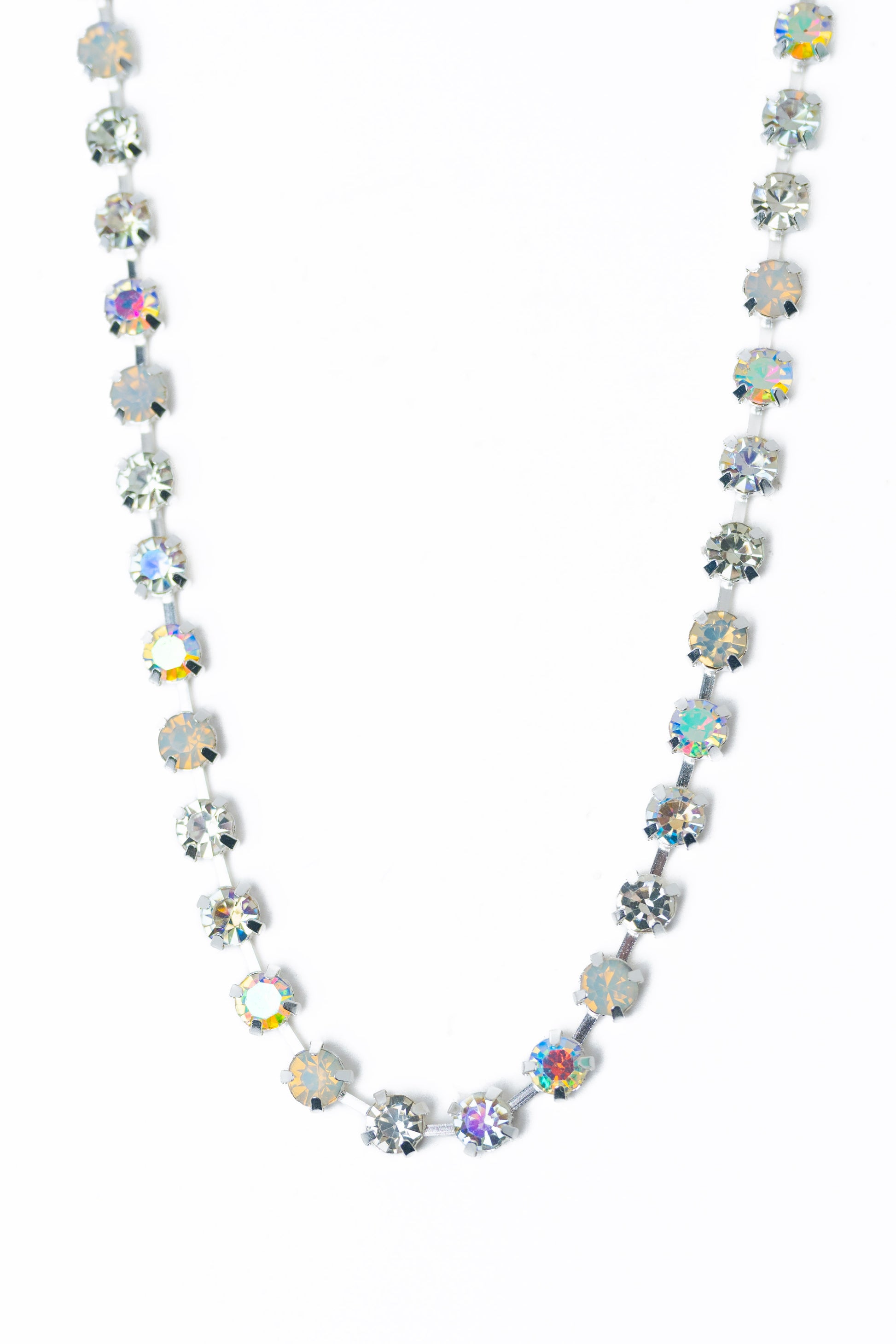 Evi Necklace - Liquid Metallic Pearl White