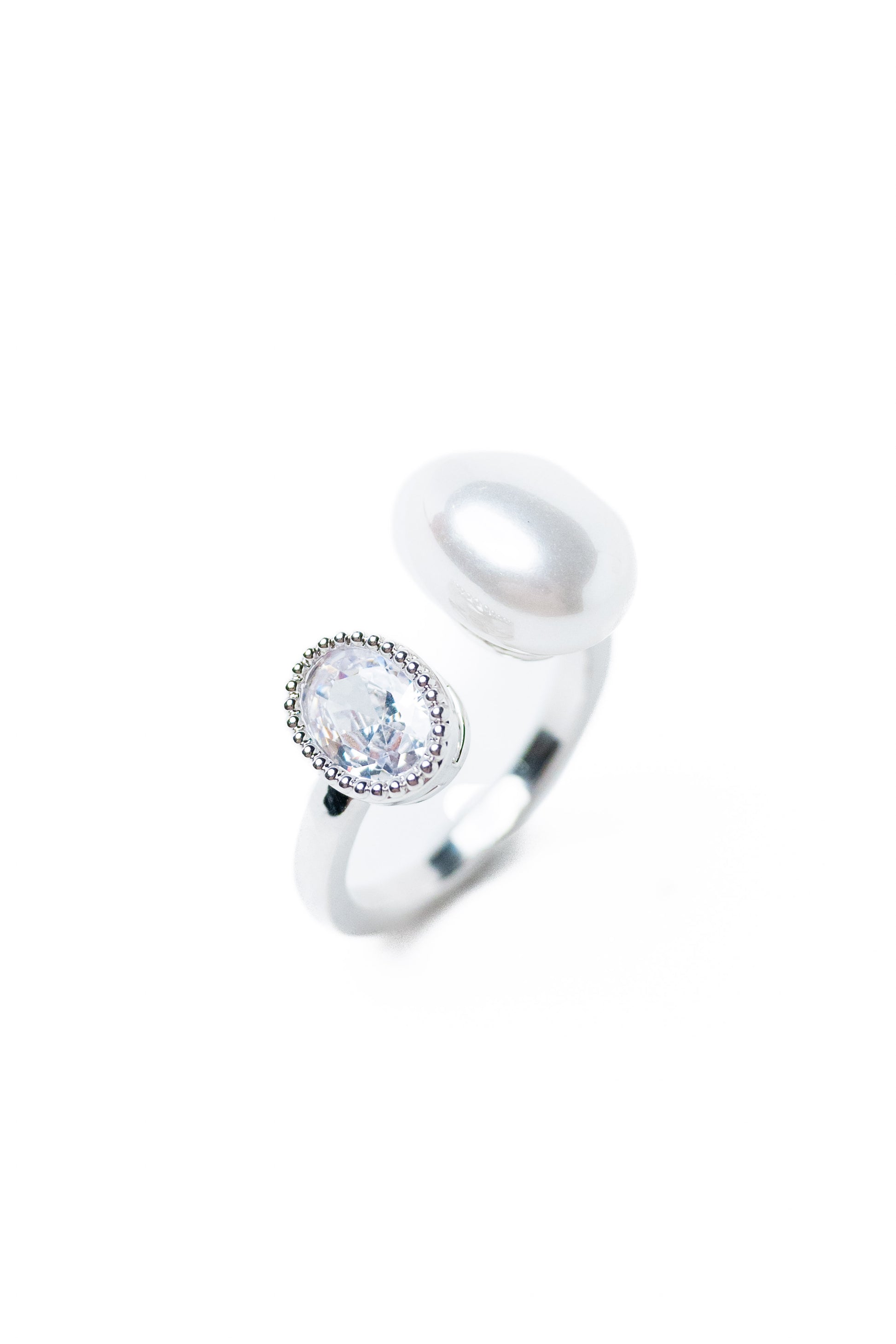 Anica Ring Oval