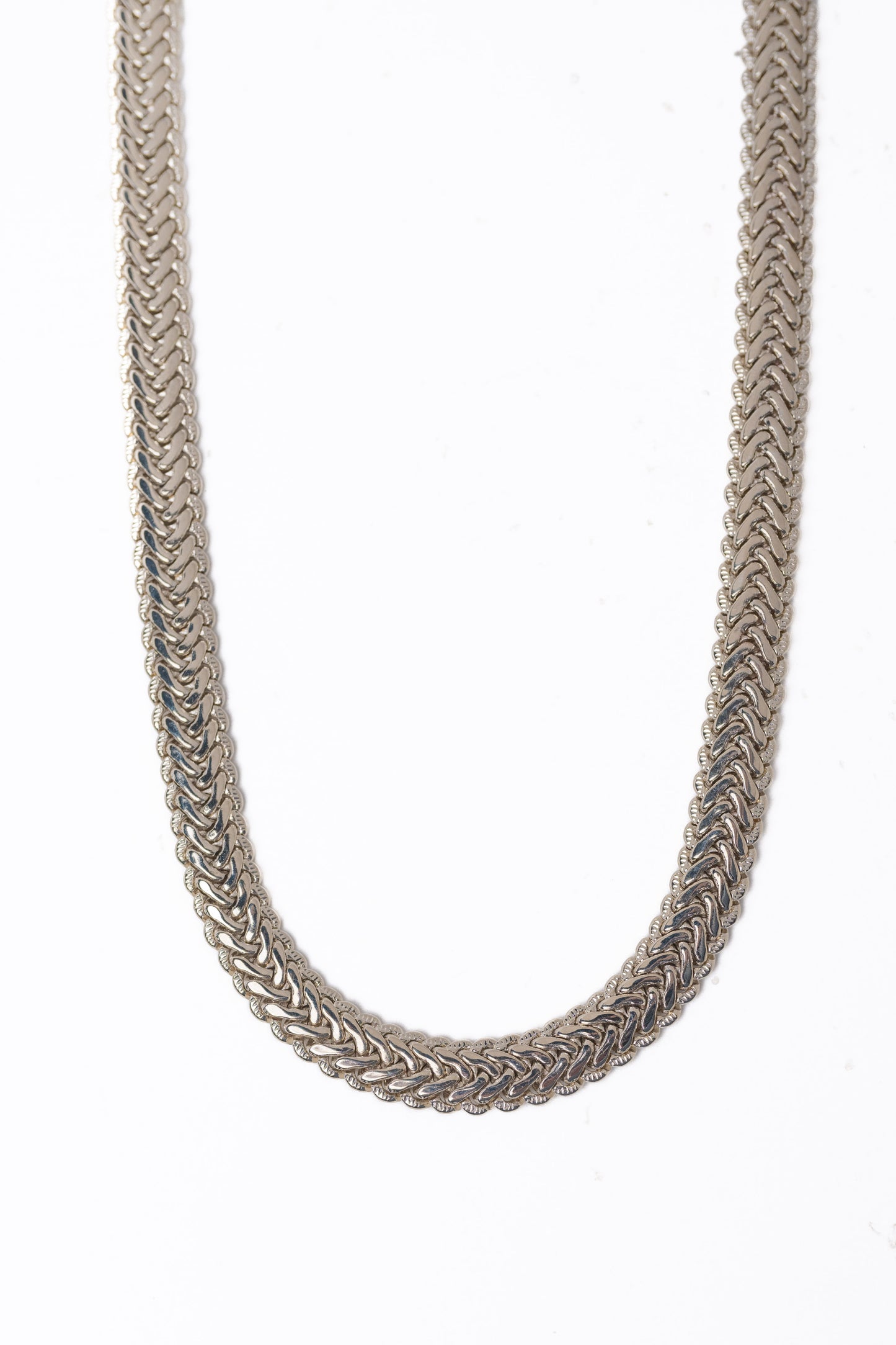 Casino Royale Necklace - Linen