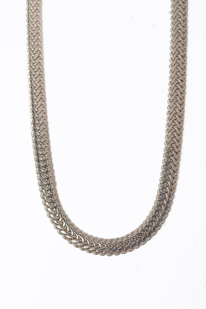 Casino Royale Necklace - Linen