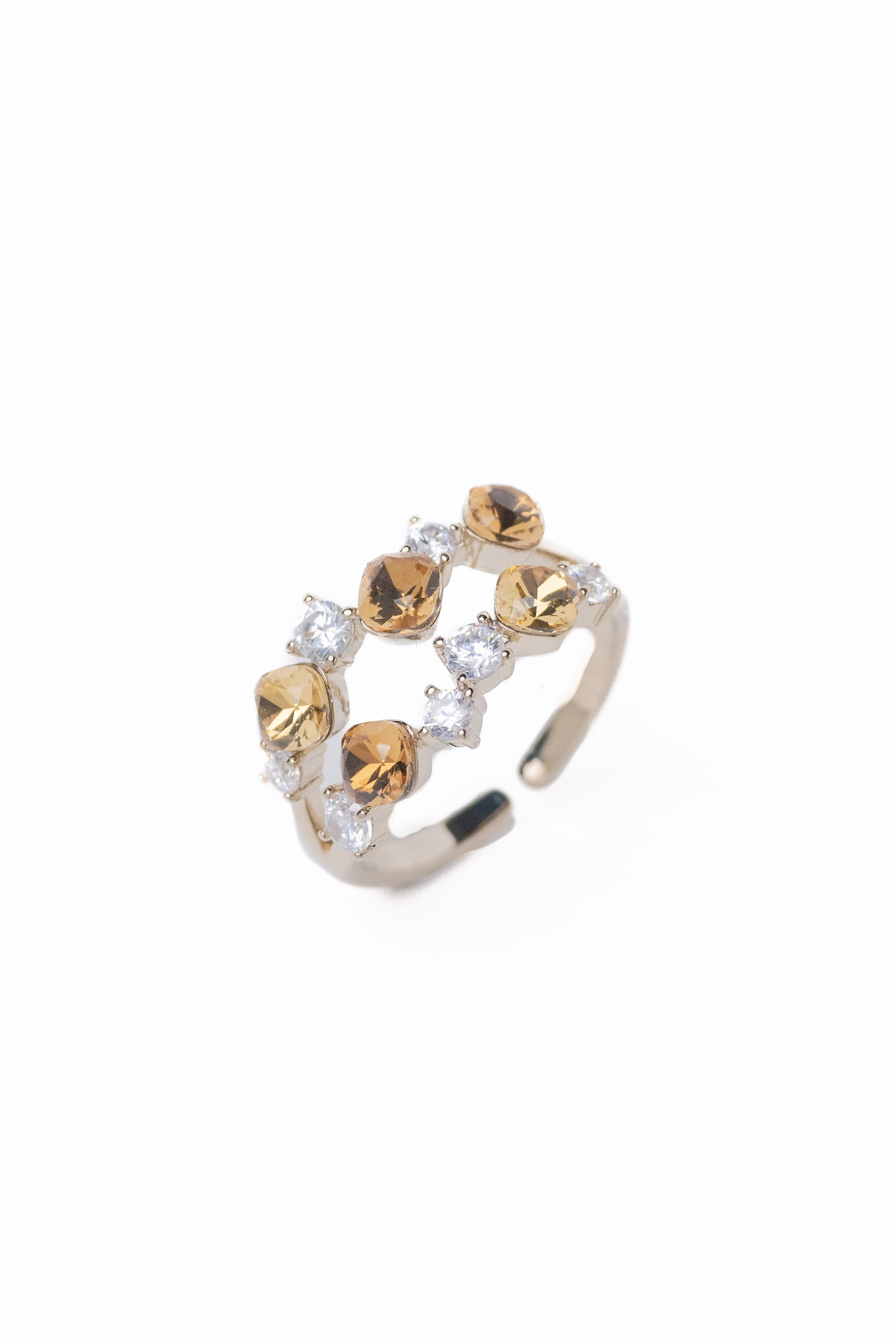 Maelis Ring - Linen Champagne