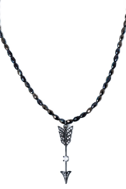 Midnight Arrow Necklace - Shiny Black