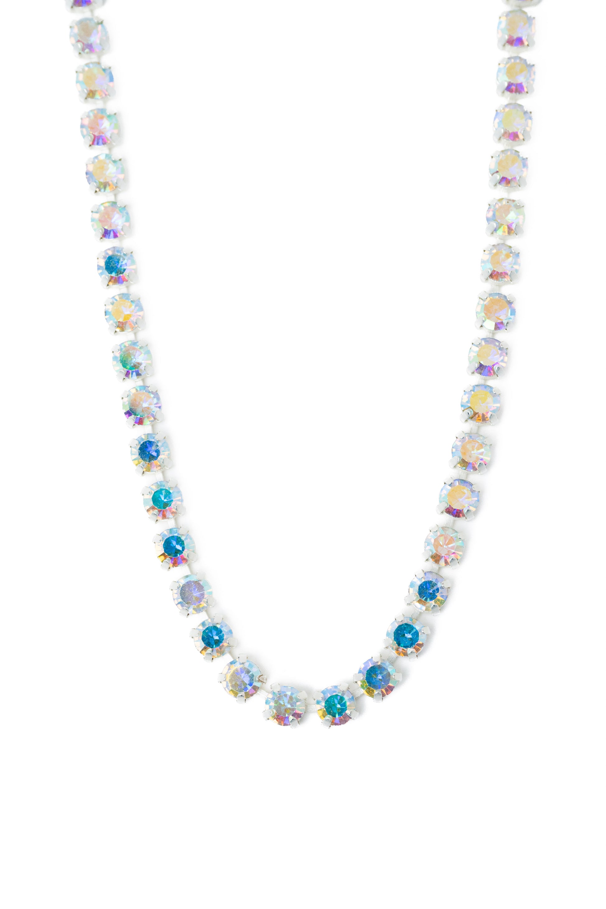 Ava Necklace - Metallic Pearl White