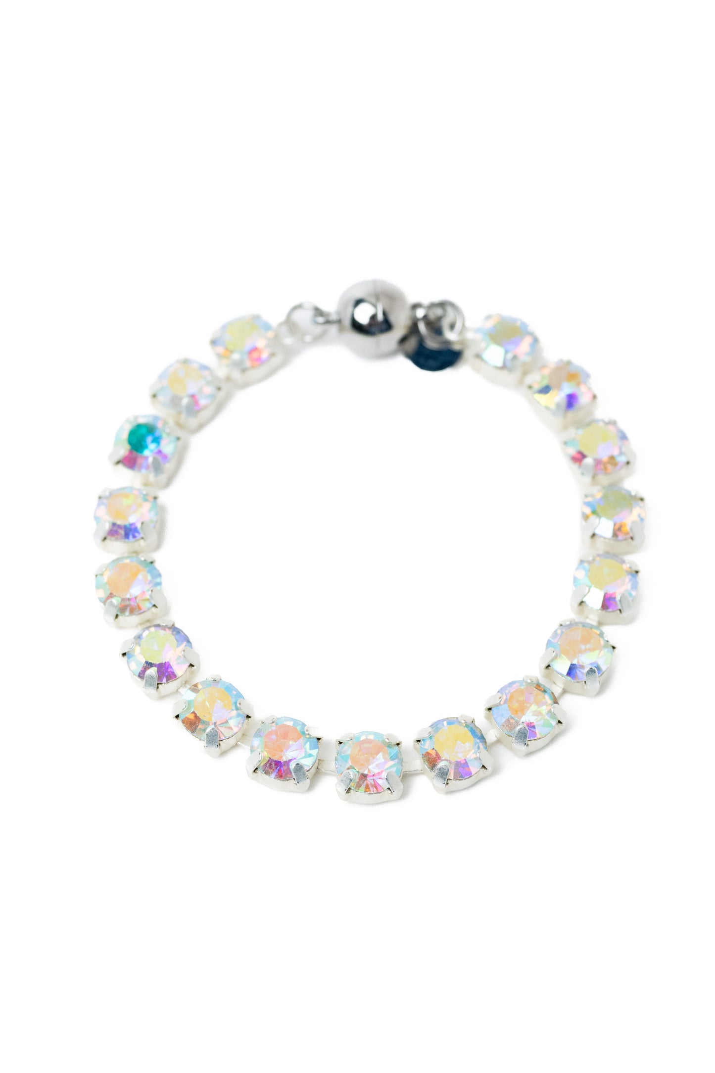 Ava Bracelet - Metallic Pearl White