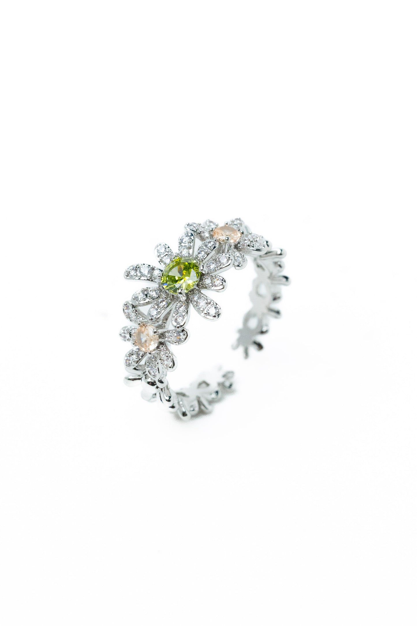 Summer Fields Daisy Ring