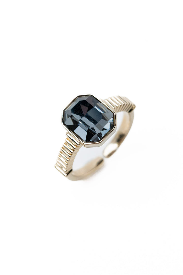 Lena Ring - Metallic Linen Smokey