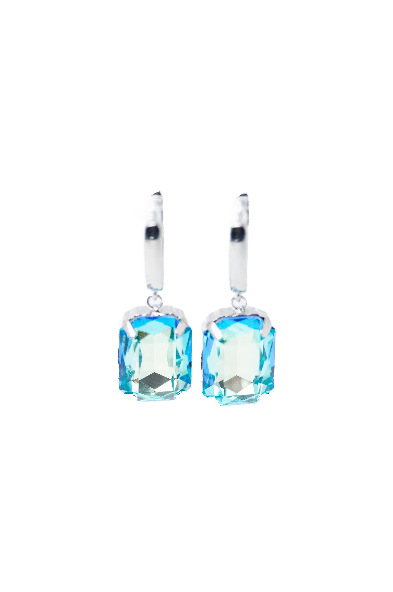 Lilla Earrings - Ice Blue