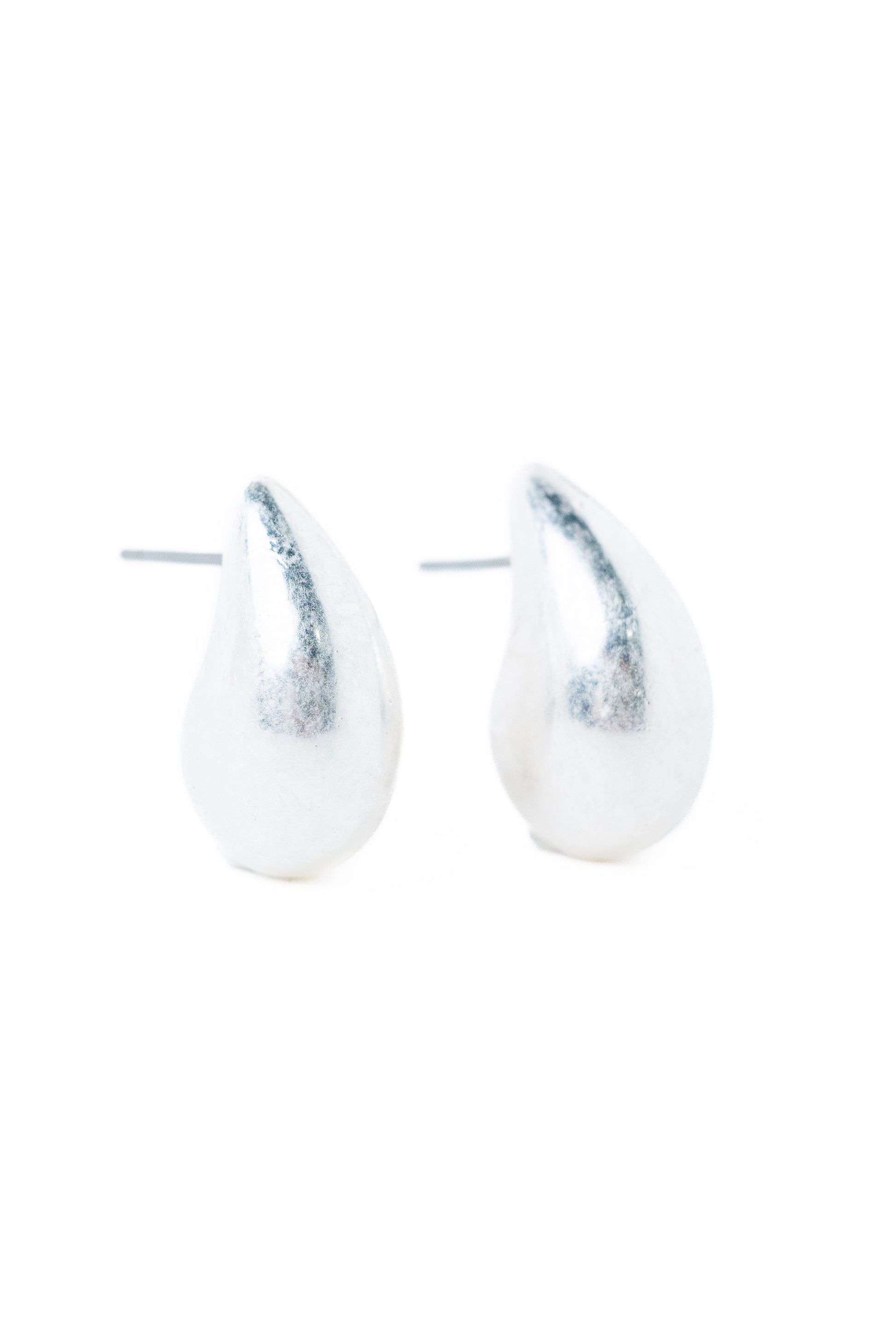 Eternal Flame Earrings - Pearl White