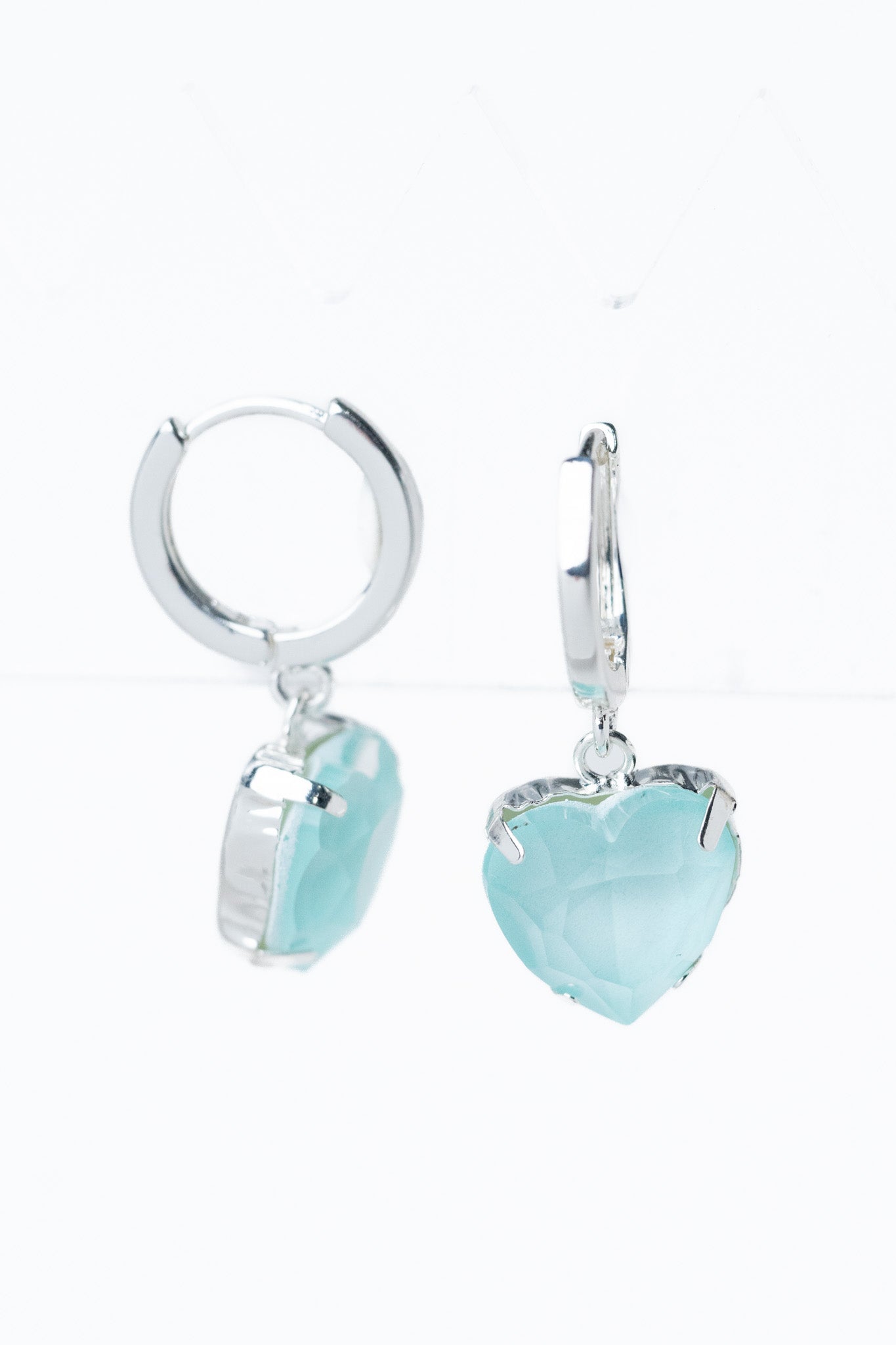 Moonlit Melody Earrings - Liquid Metallic Pearl White Sky