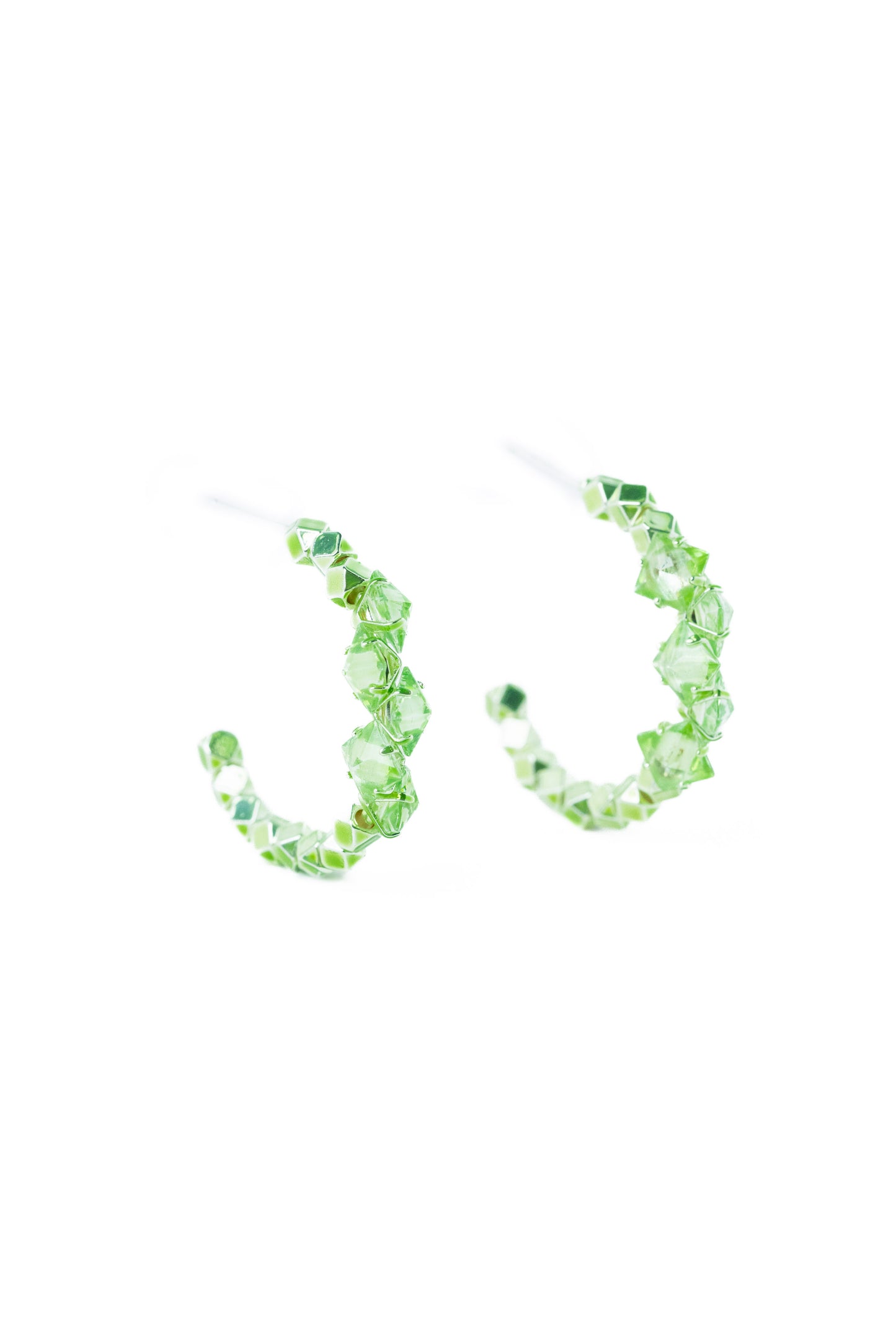 It Girl Earrings - Metallic Mint Magnolia