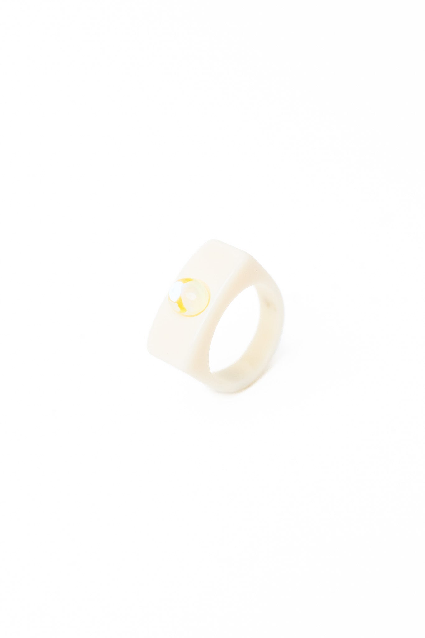 Candy Dot Ring - Cream Butter