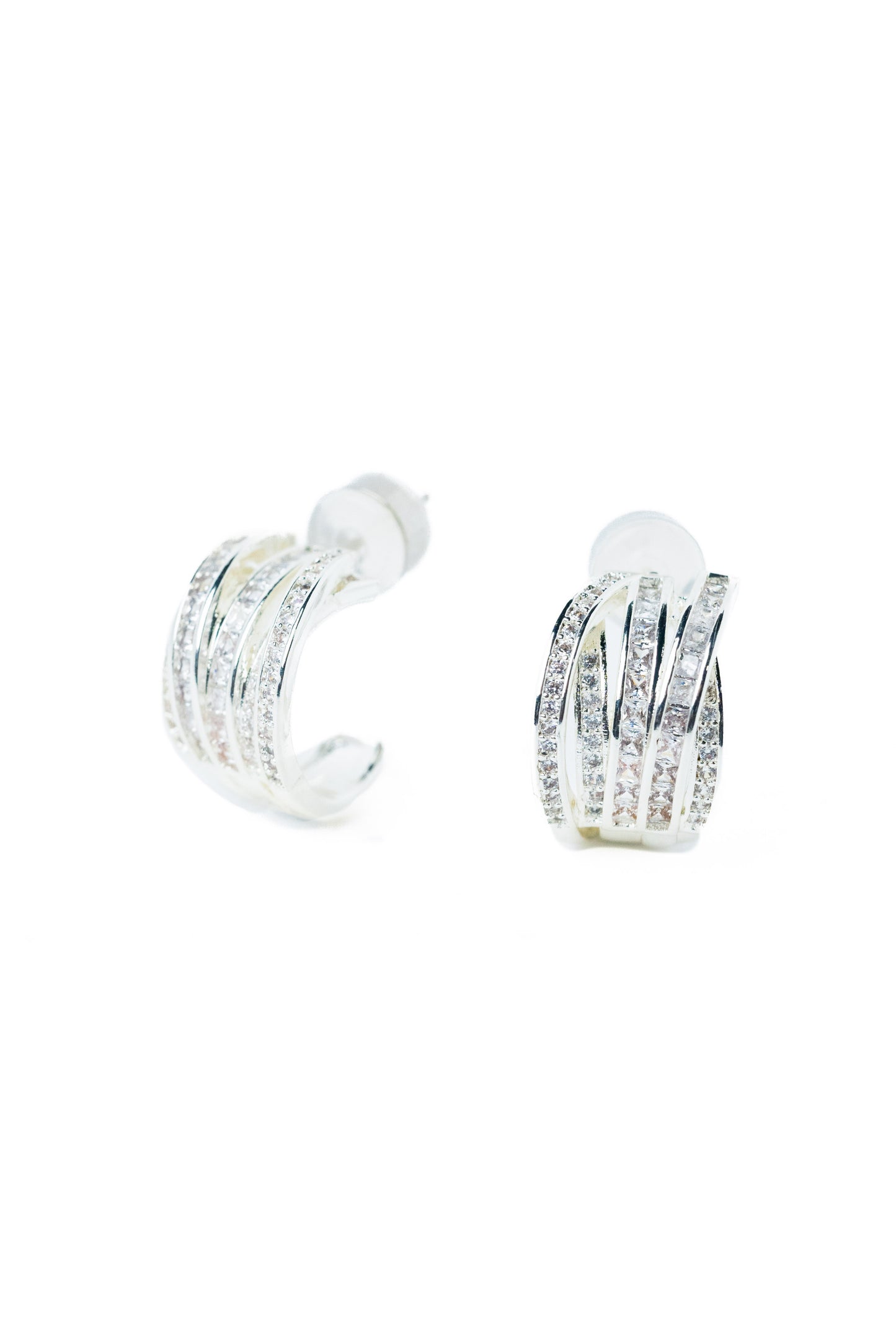 Sally Earring - Liquid Metallic Pearl White