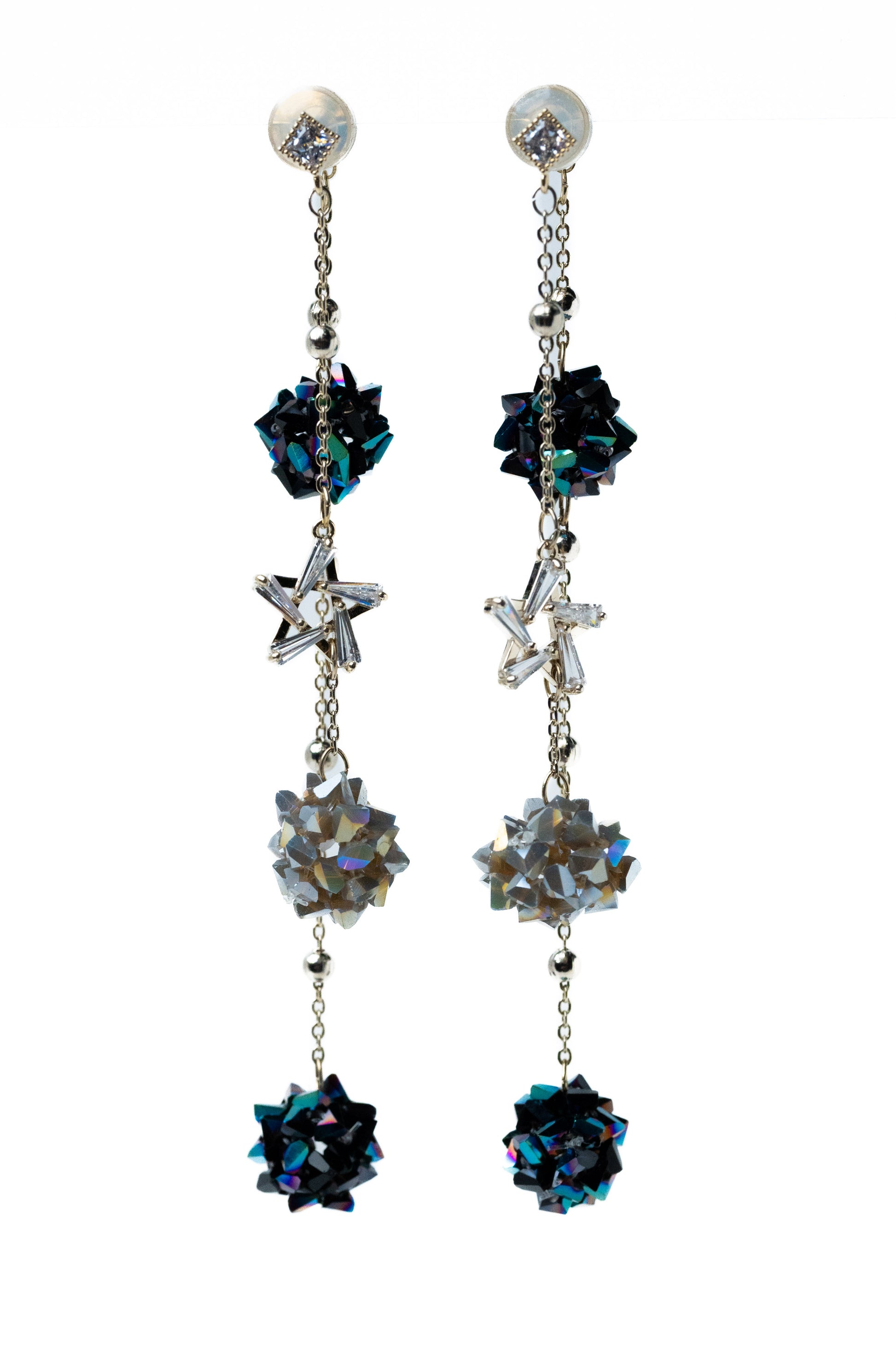 Fiona Earrings - Xmas Eve