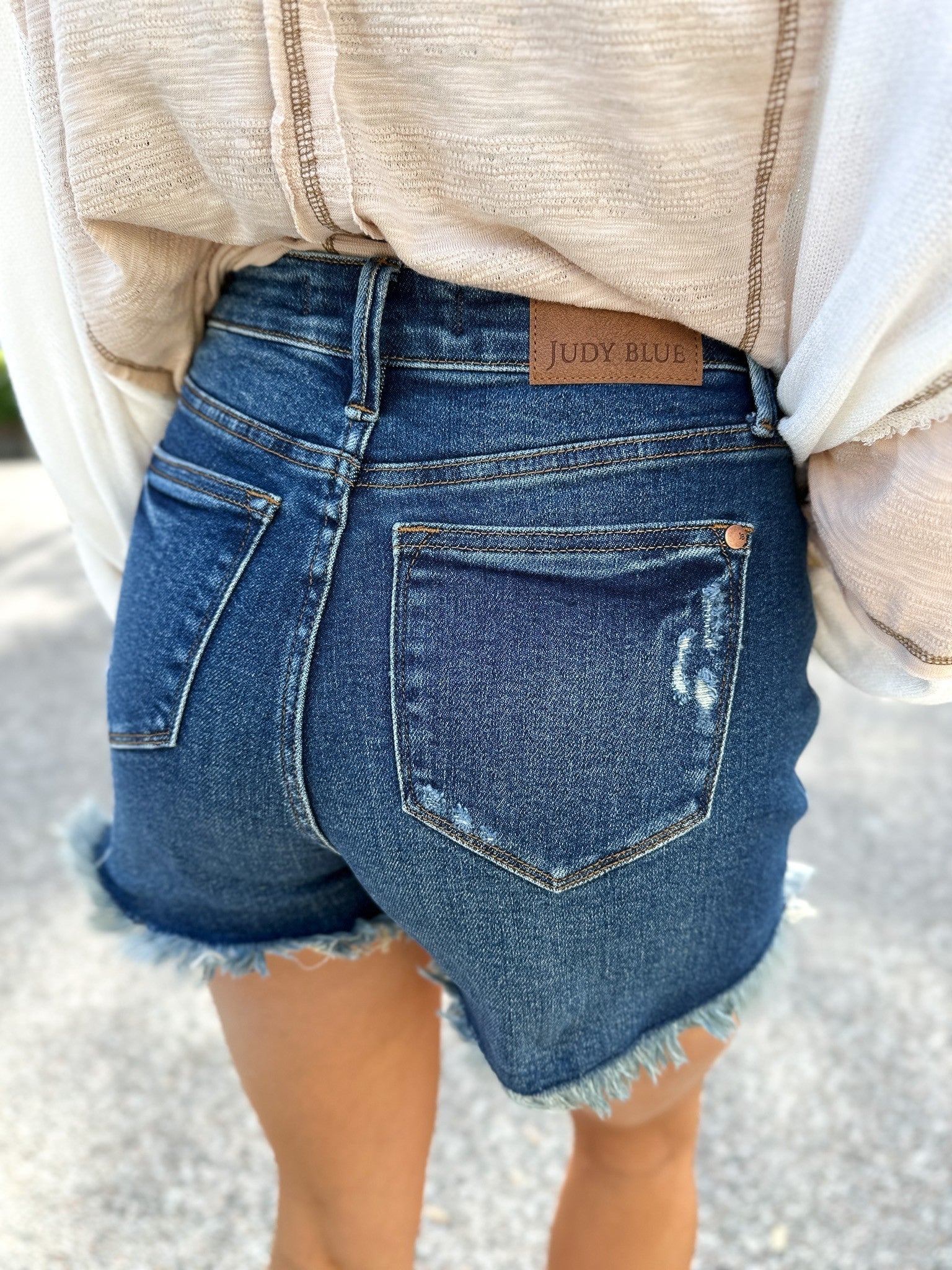 Judy Blue Here Comes The Sun High Rise Rigid Magic Frayed Hem Shorts