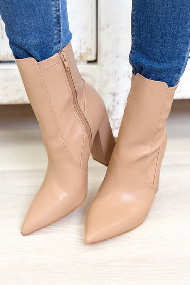 Weekend Shoes - Beige