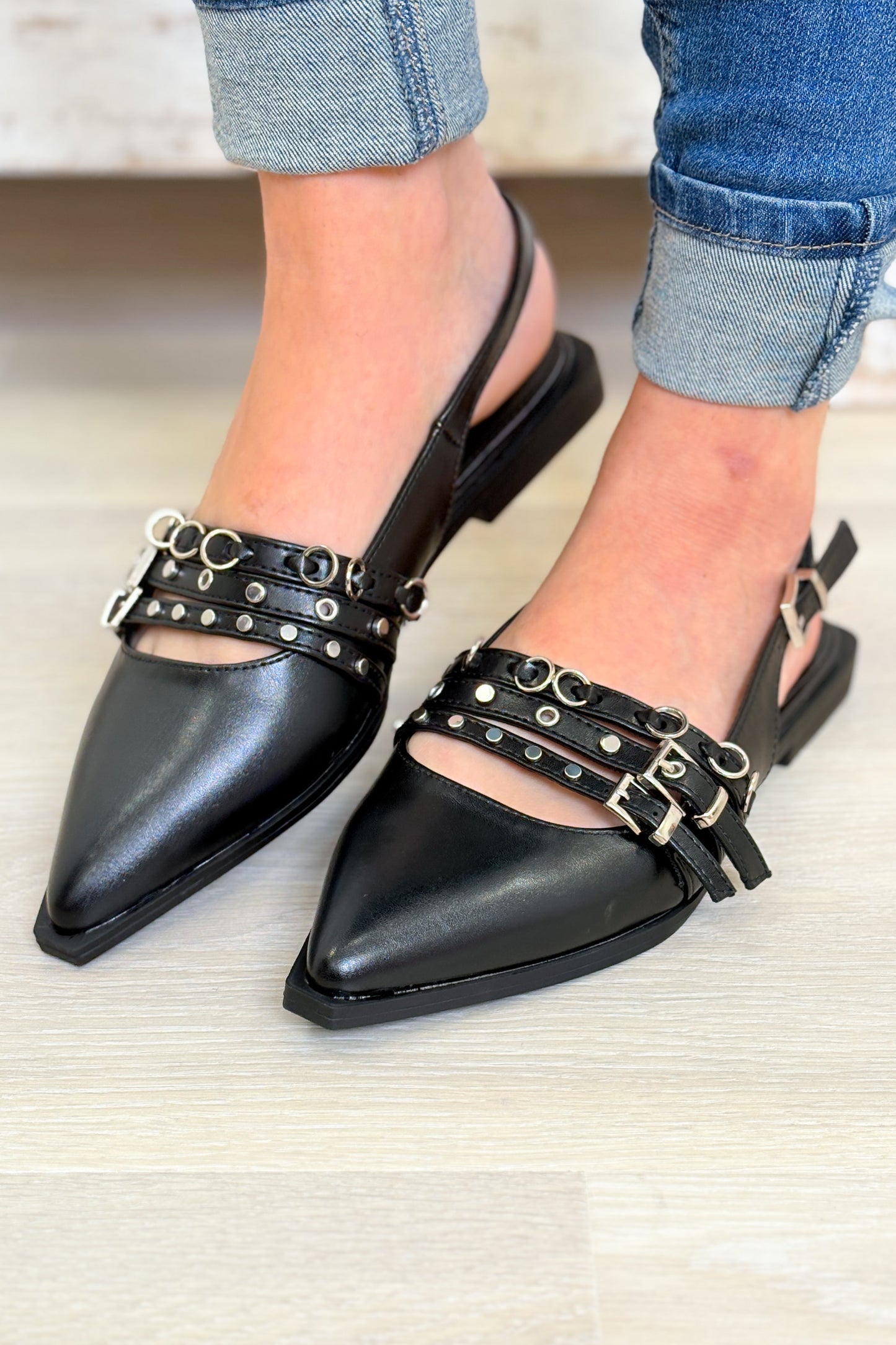 Adden Pointed Toe Flats - Black