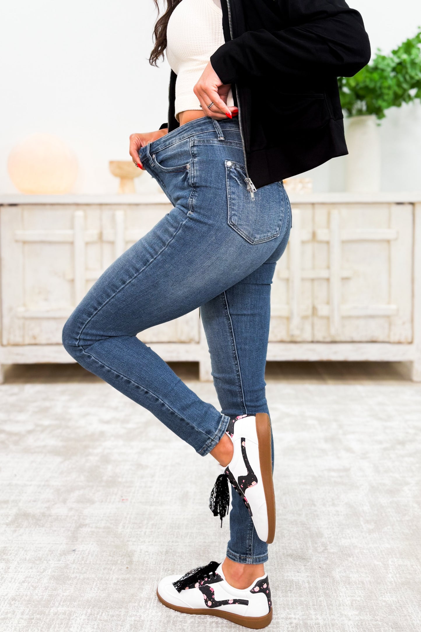 Tummy Tuck By Judy Blue - High Rise Tummy Control Skinny Jeans