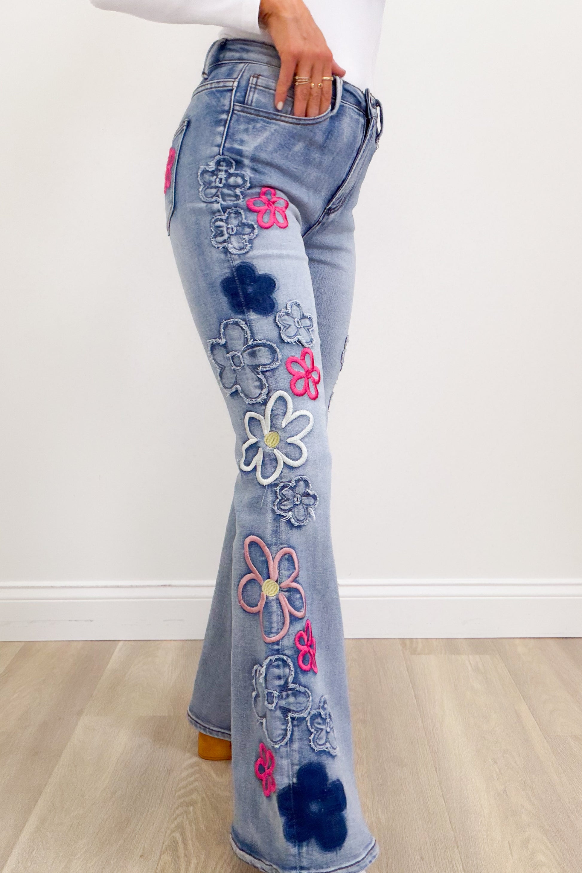 Daisy Dream By Denim BAR Floral Jeans - Denim Pink