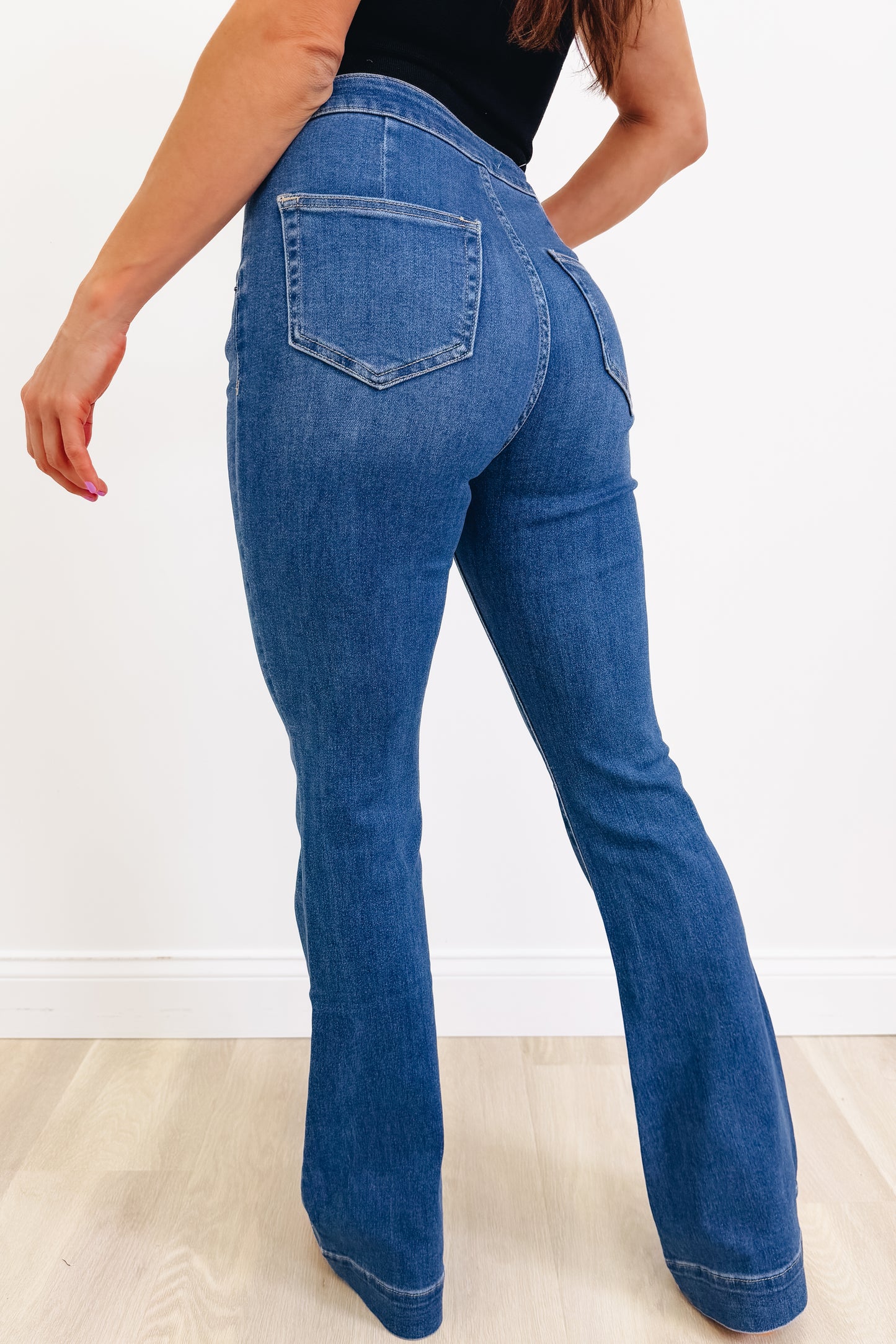 Sexy Back by The Denim BAR  - Flare Jeans in Blue - 3 Inseams