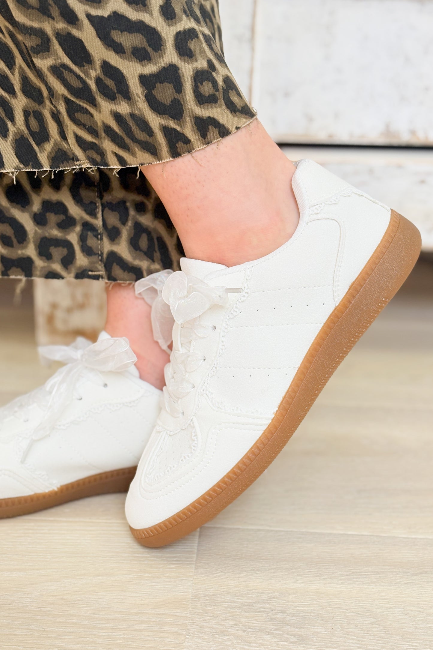 Moral Sneakers - White