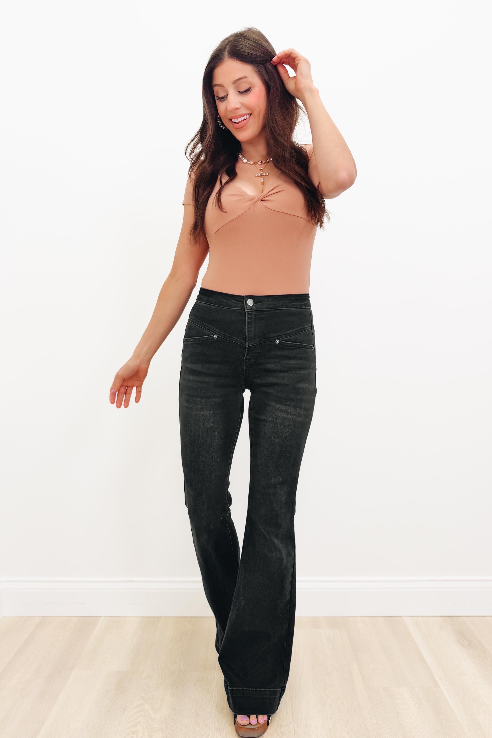 Sexy Back by The Denim BAR  - Flare Jeans in Black - 3 Inseams