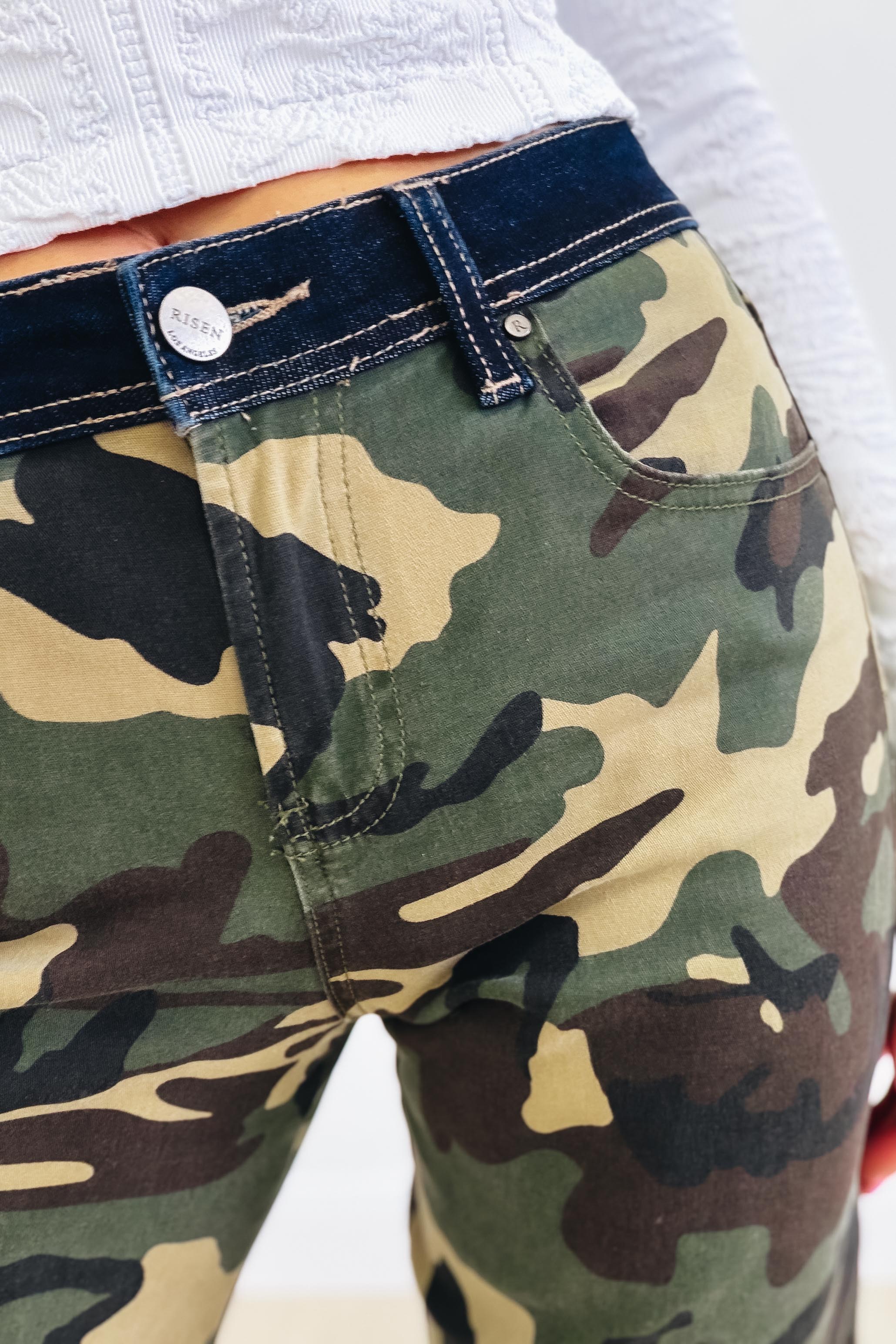 【激レア】TOUGH JEANS ミリタリー ウエストポーチ　カーキ　Y2K 即決 TOUGH JEANS ウエストバッグ タフジーンズ ボディバッグ カーキ