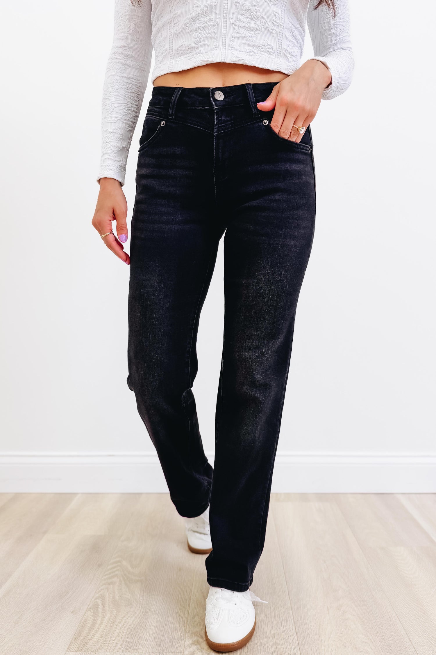 Hot Take By Denim BAR Label - Straight Leg Jeans - Black