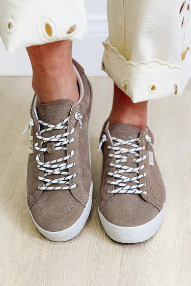 Vintage Havana Beyond Sneakers - Taupe
