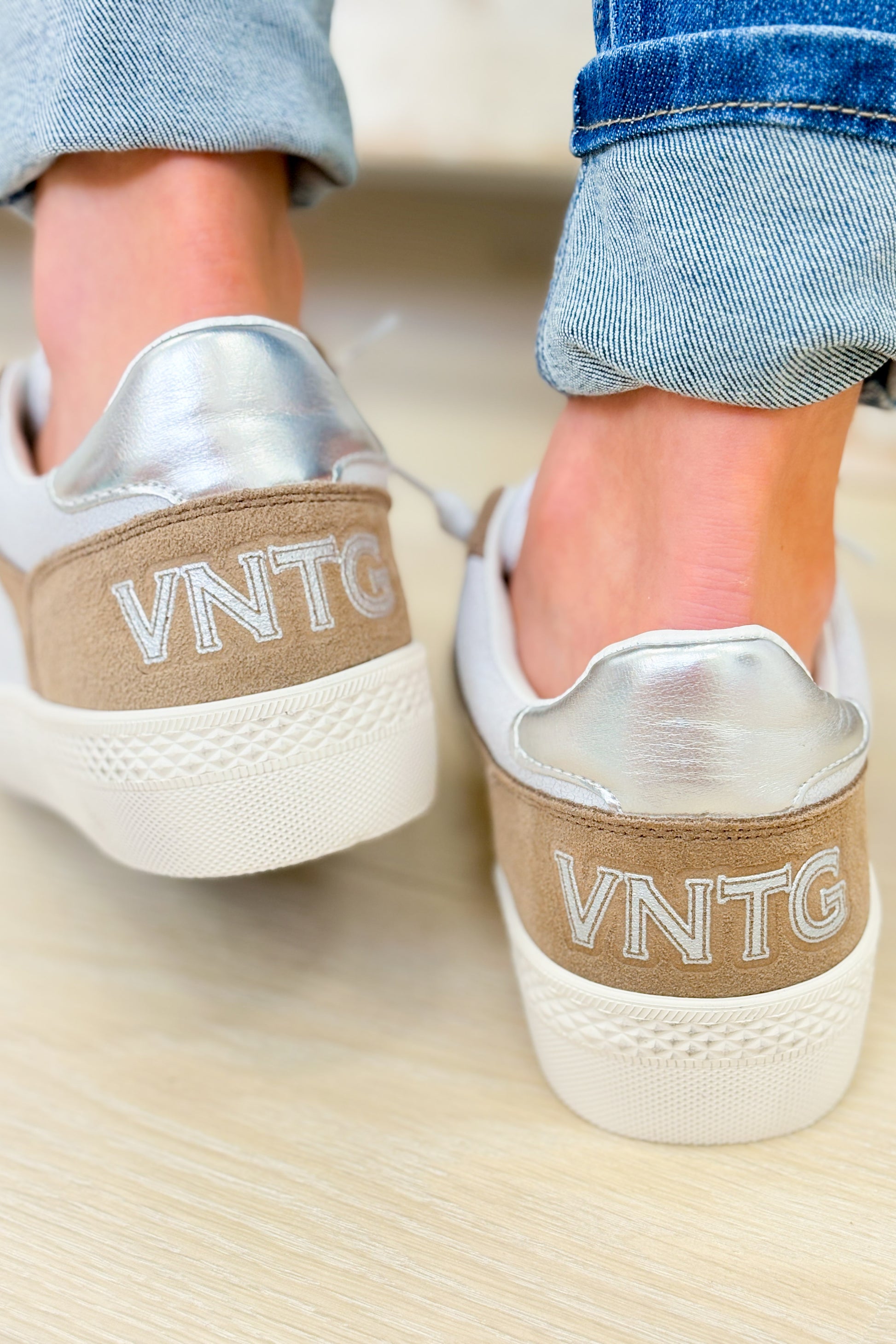 Vintage Havana Fast 5 Sneakers - White Latte