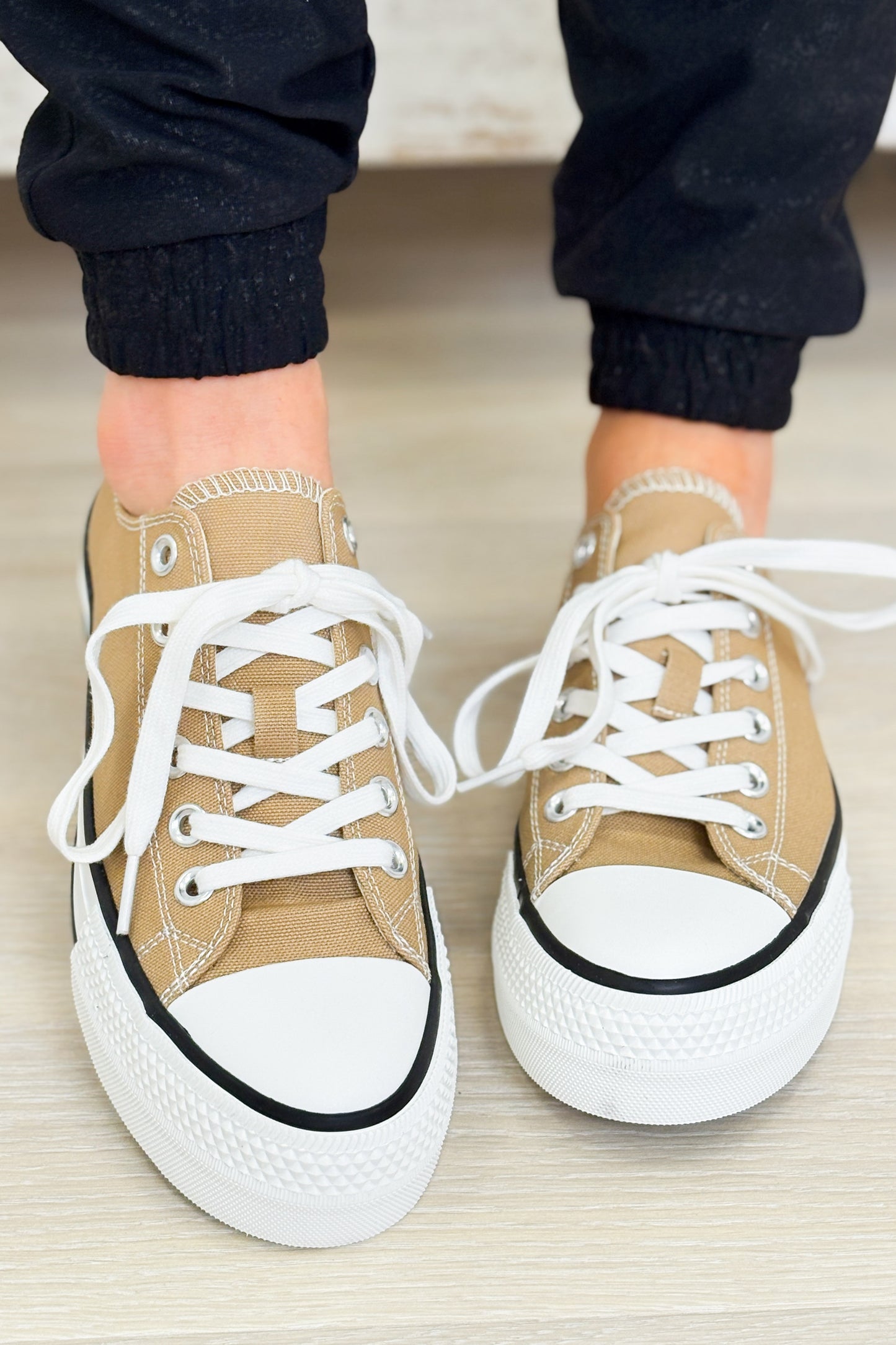 Lizzy Semi Platform Low Sneakers - Mocha