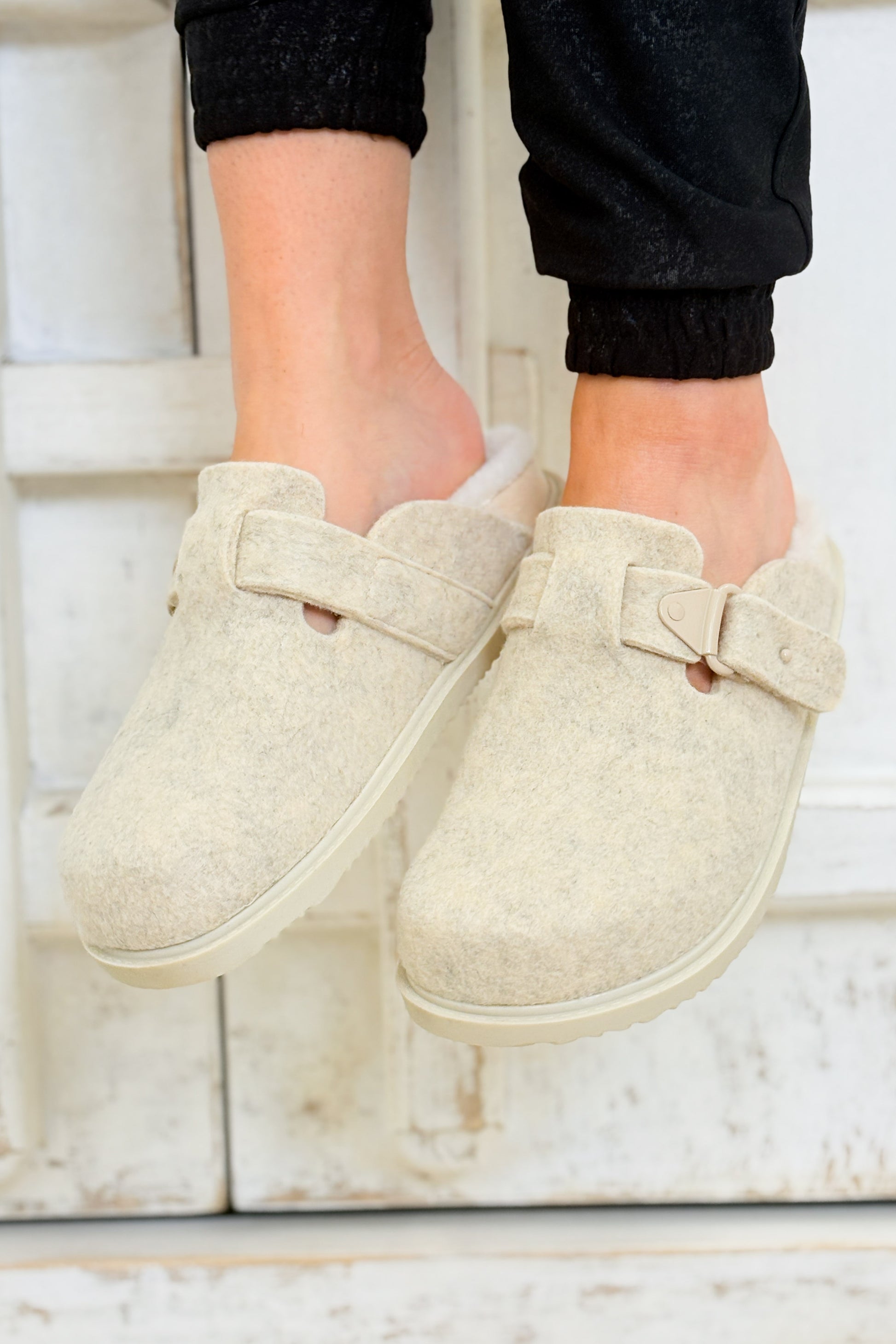 Portland Slip On Mules - Oatmeal