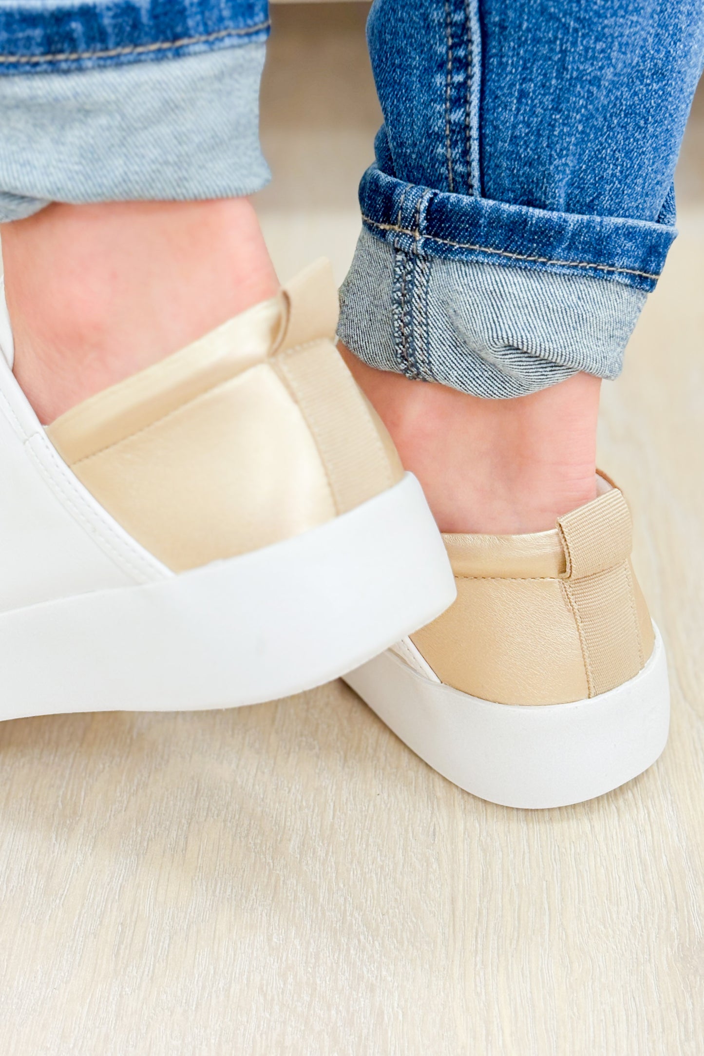 Shauna Sneakers - Gold Comb