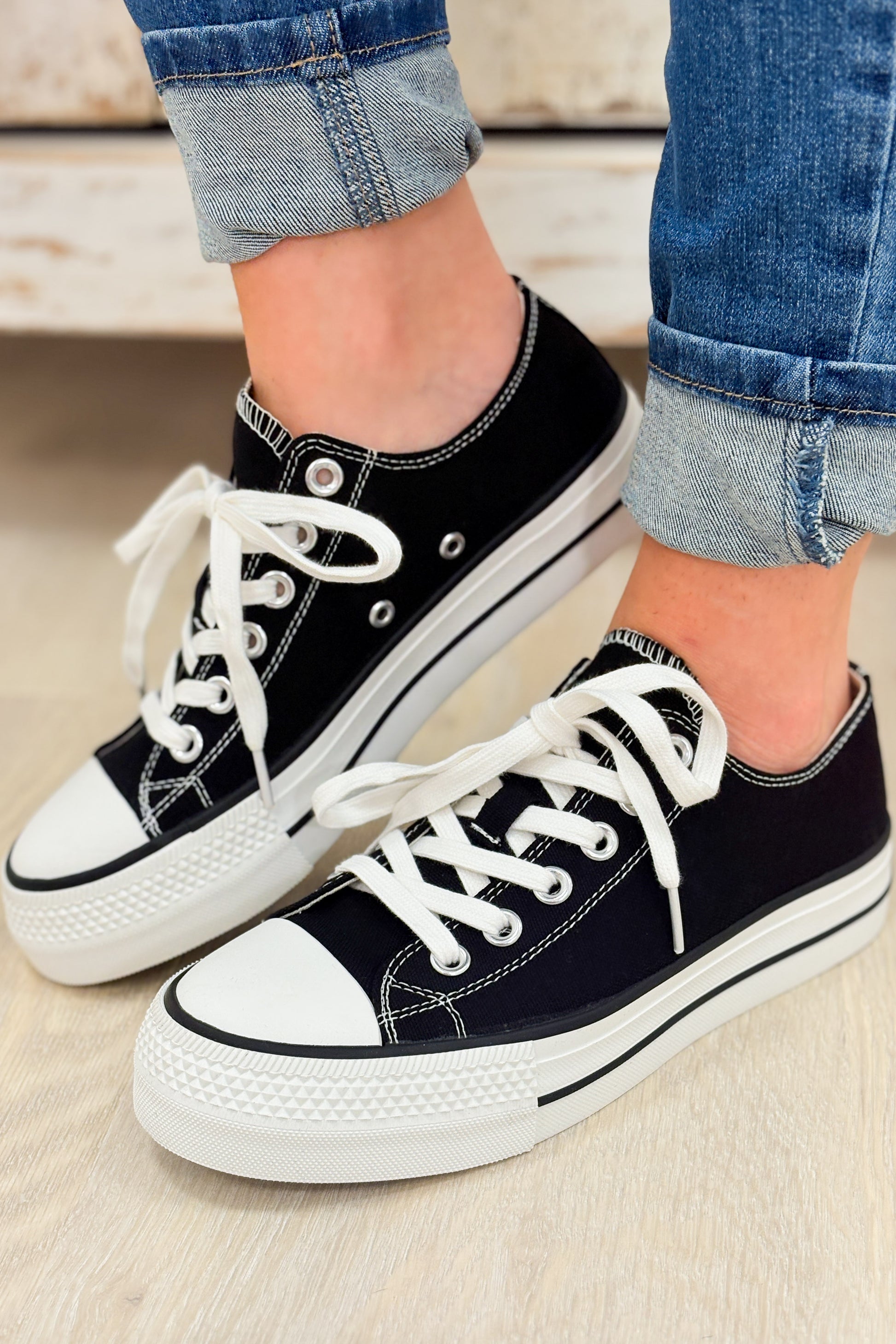 Lizzy Semi Platform Low Sneakers - Black