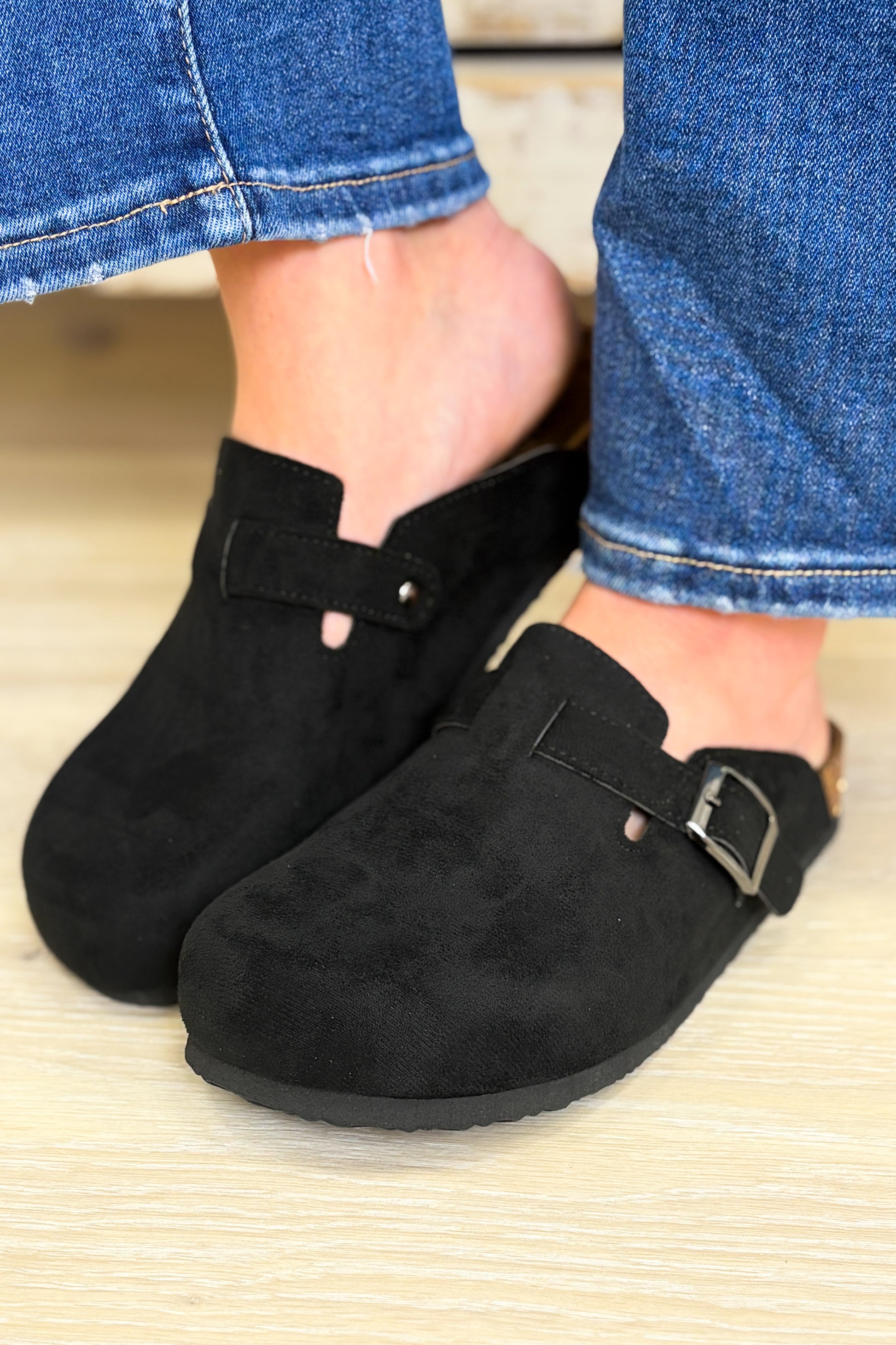 Bria Mule Shoes - Black